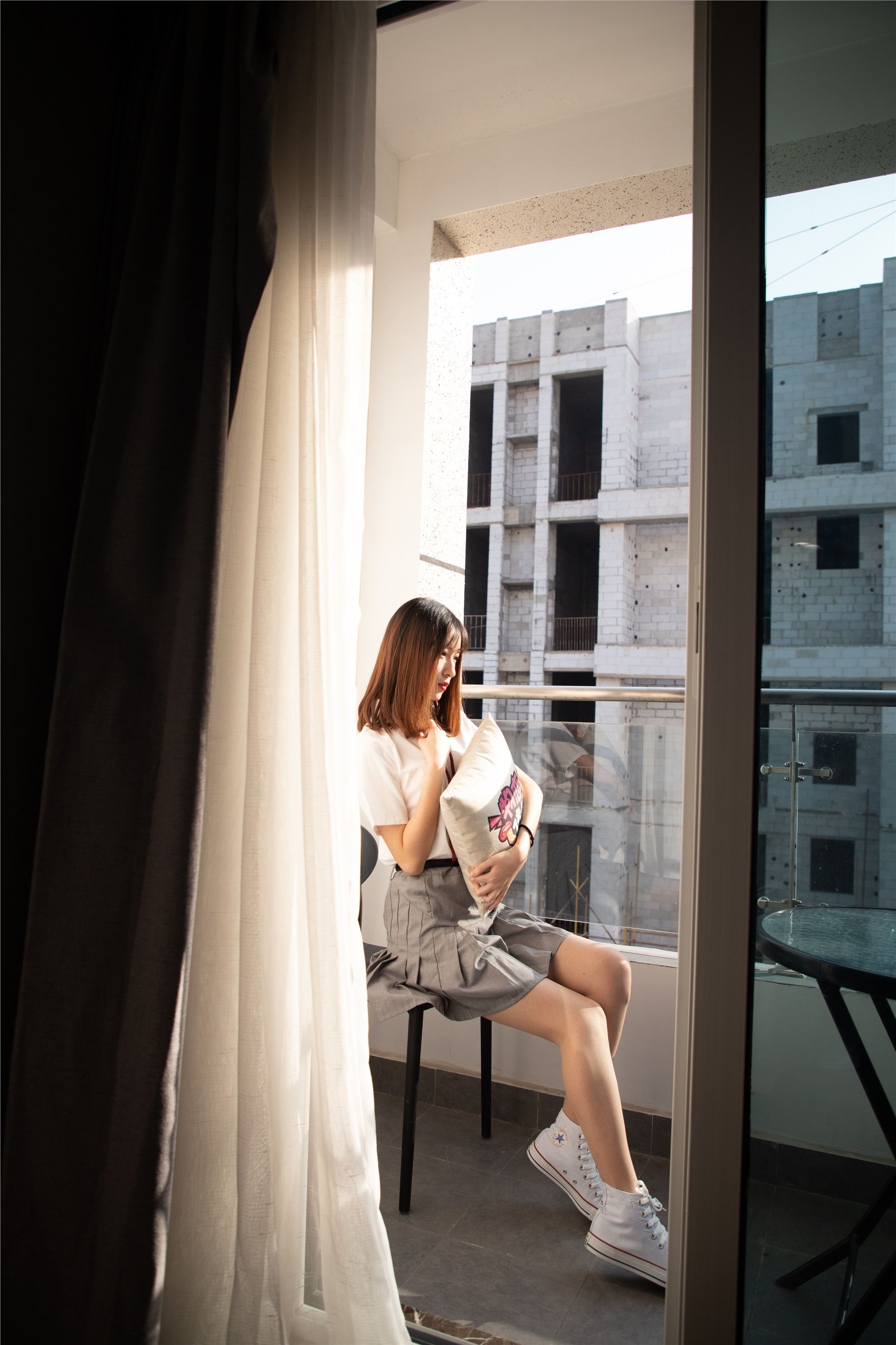 物恋传媒 猫耳 - JK制服与船袜帆布鞋No.088