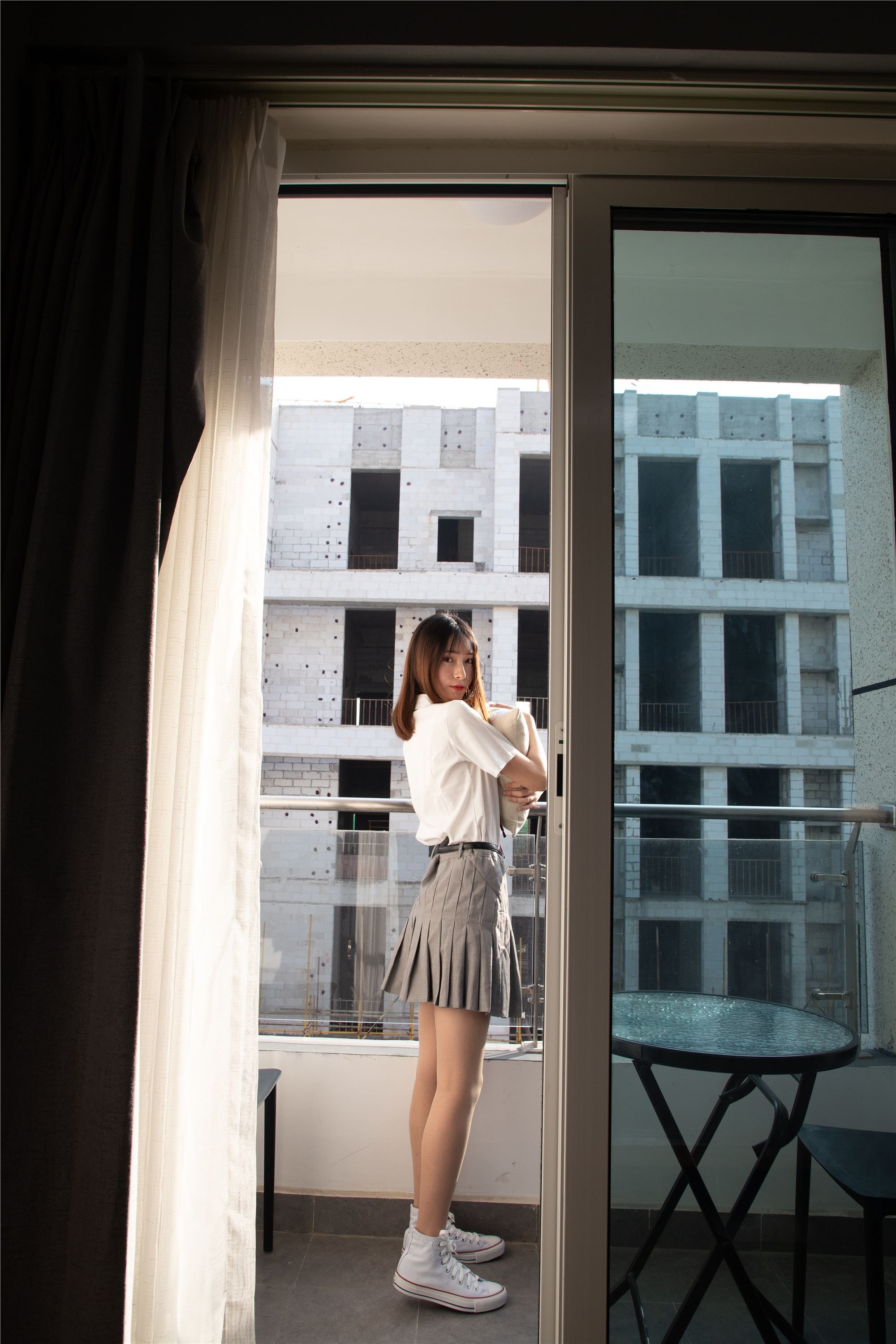 物恋传媒 猫耳 - JK制服与船袜帆布鞋No.088