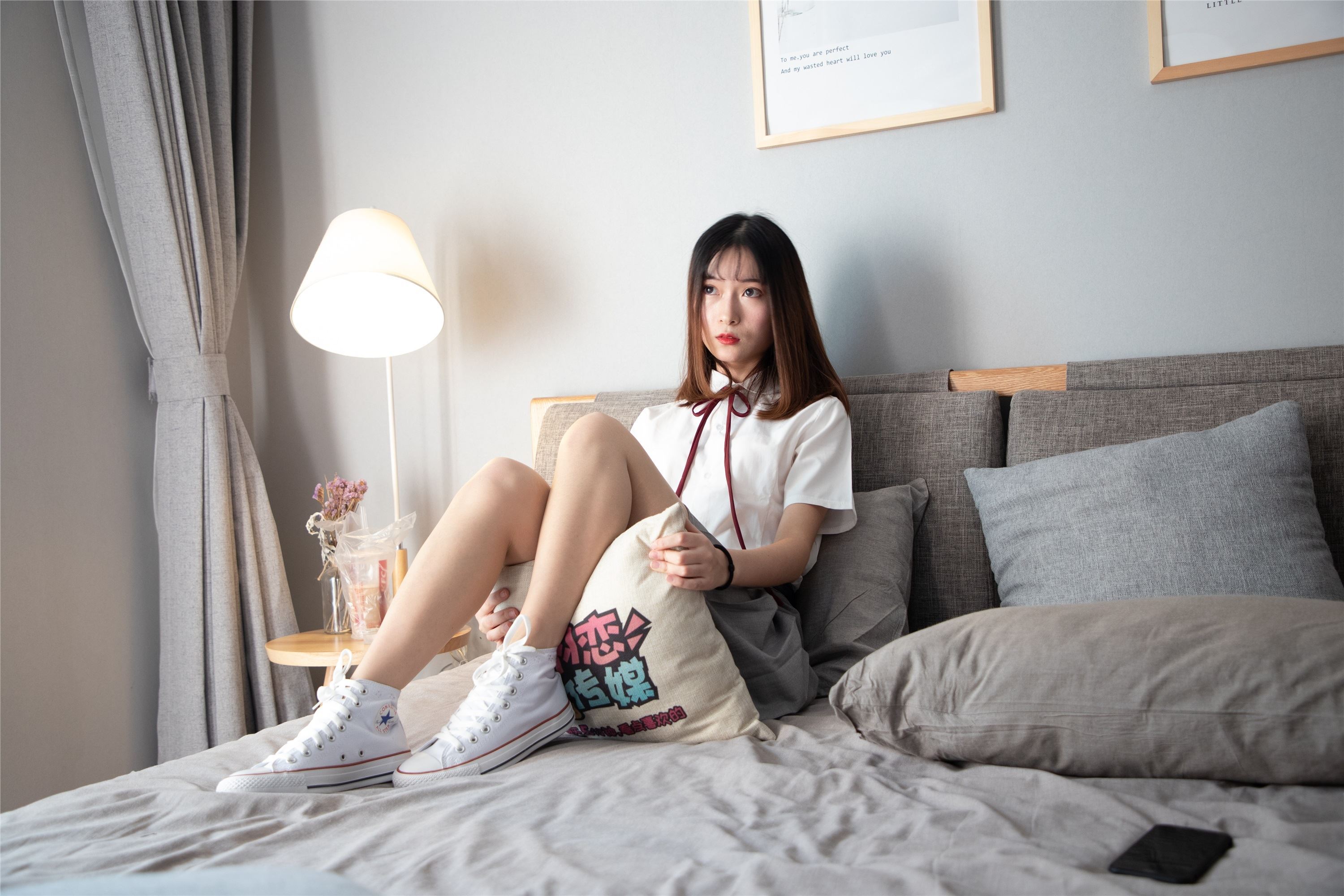 物恋传媒 猫耳 - JK制服与船袜帆布鞋No.088