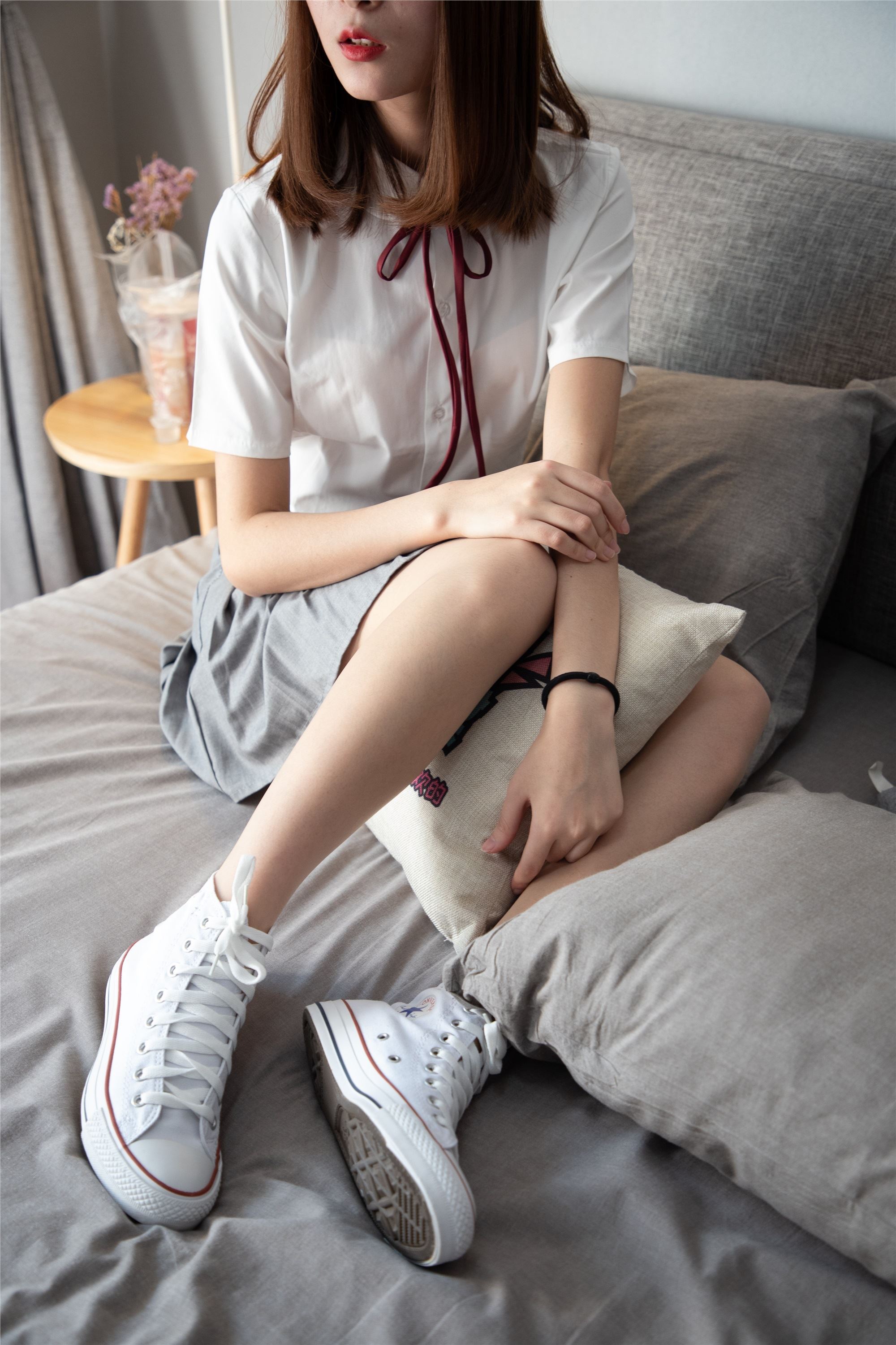 物恋传媒 猫耳 - JK制服与船袜帆布鞋No.088