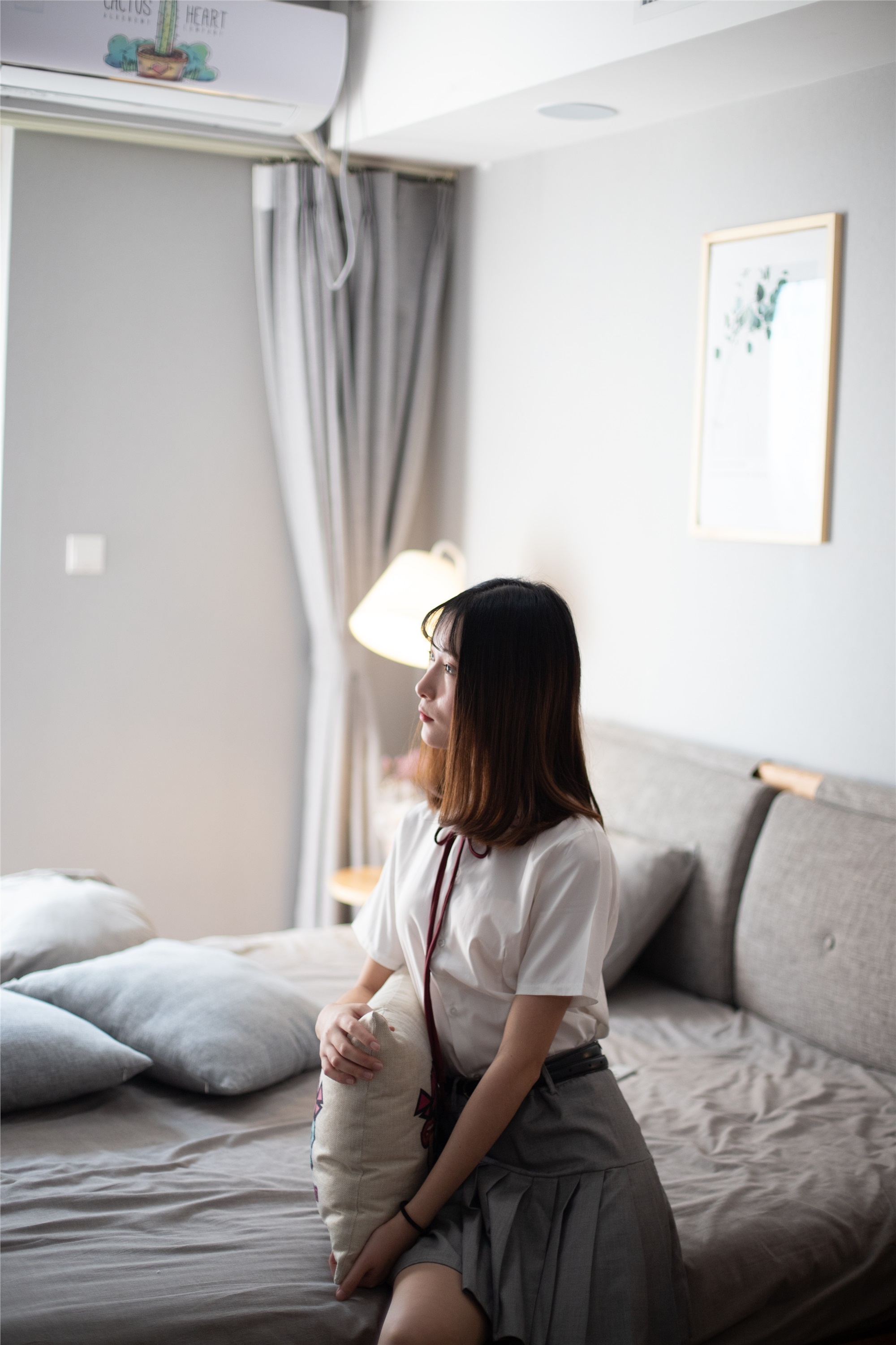 物恋传媒 猫耳 - JK制服与船袜帆布鞋No.088