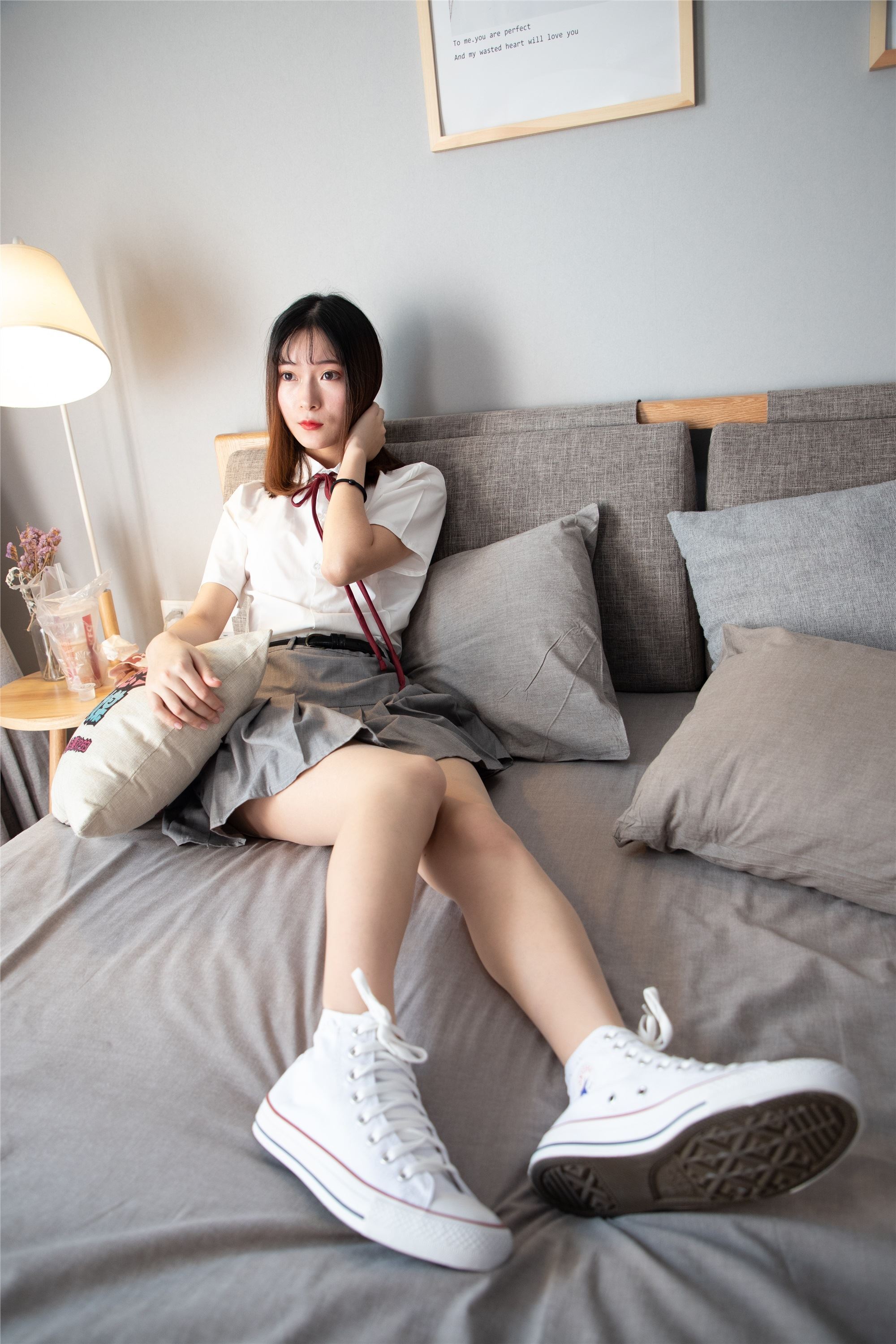 物恋传媒 猫耳 - JK制服与船袜帆布鞋No.088