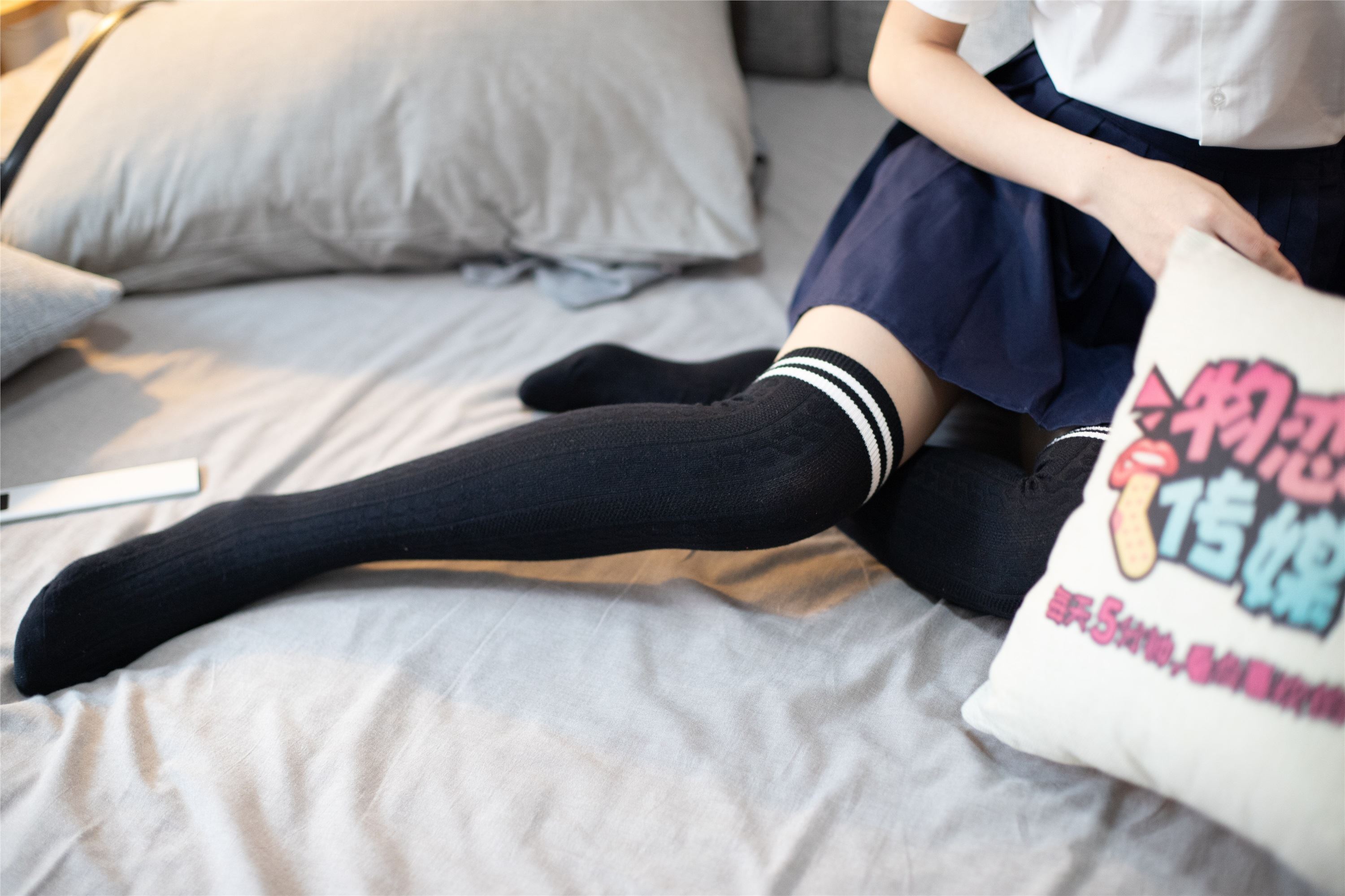 物恋传媒 No.092 猫耳-女高制服三部曲之三