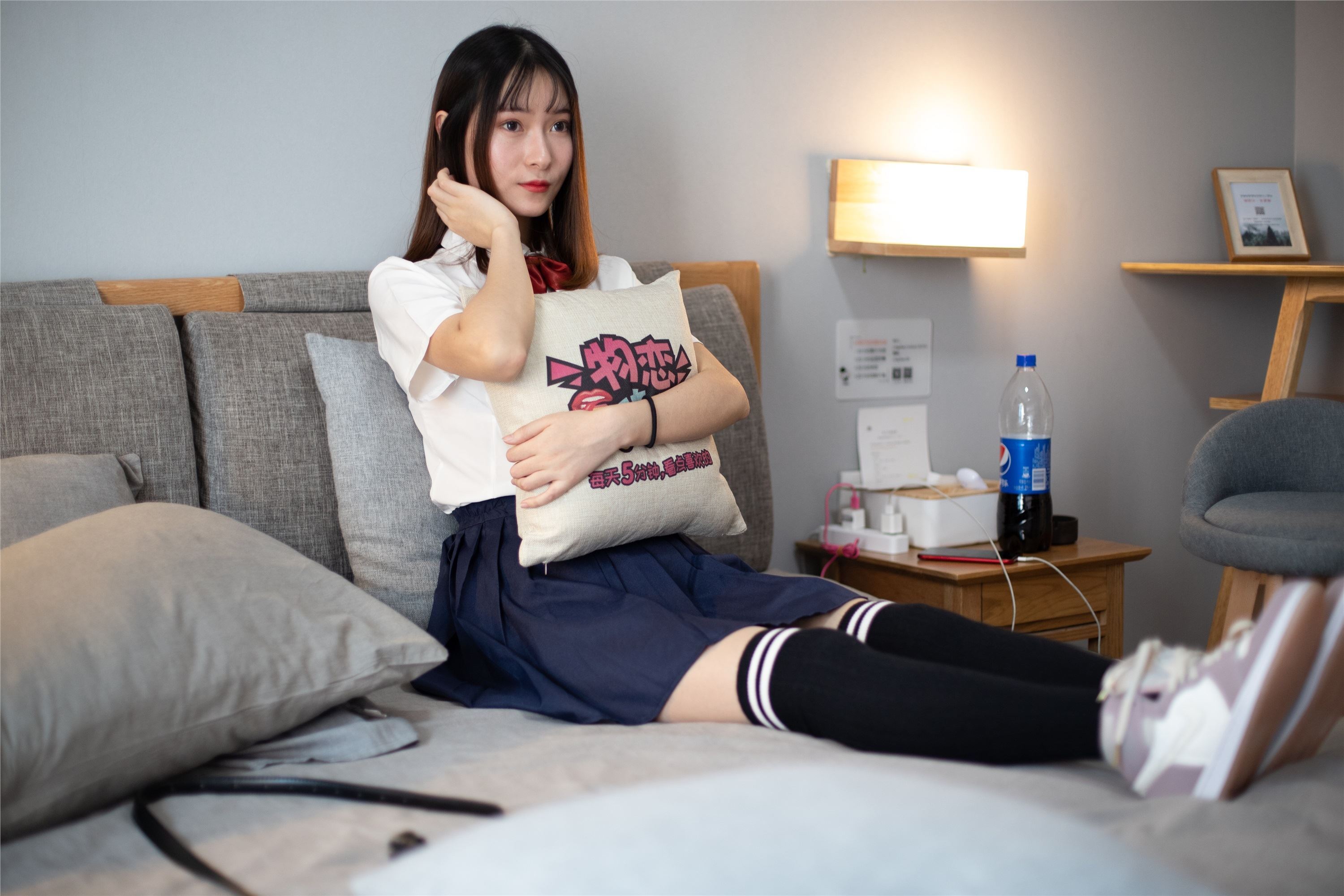 物恋传媒 No.092 猫耳-女高制服三部曲之三