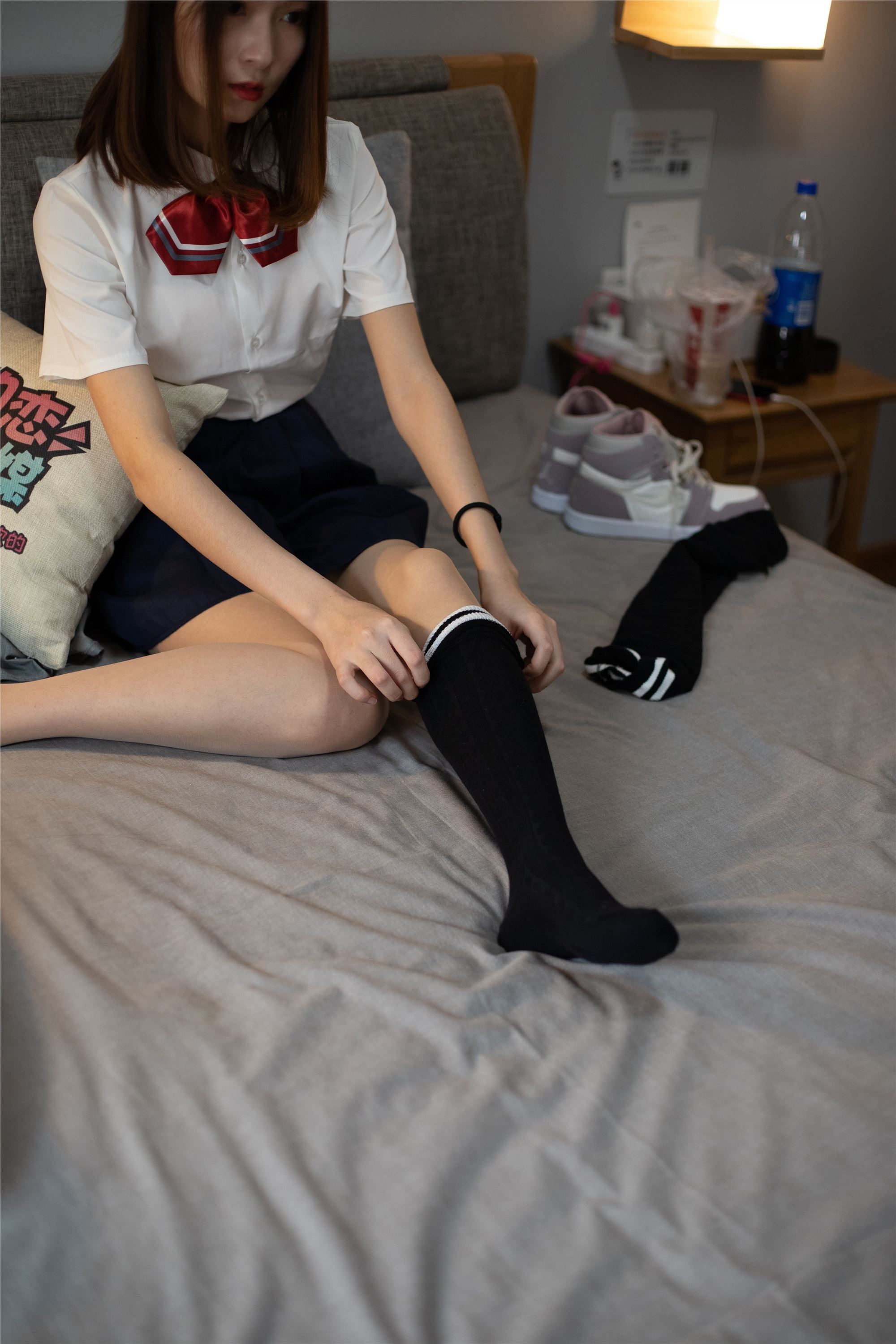 物恋传媒 No.092 猫耳-女高制服三部曲之三