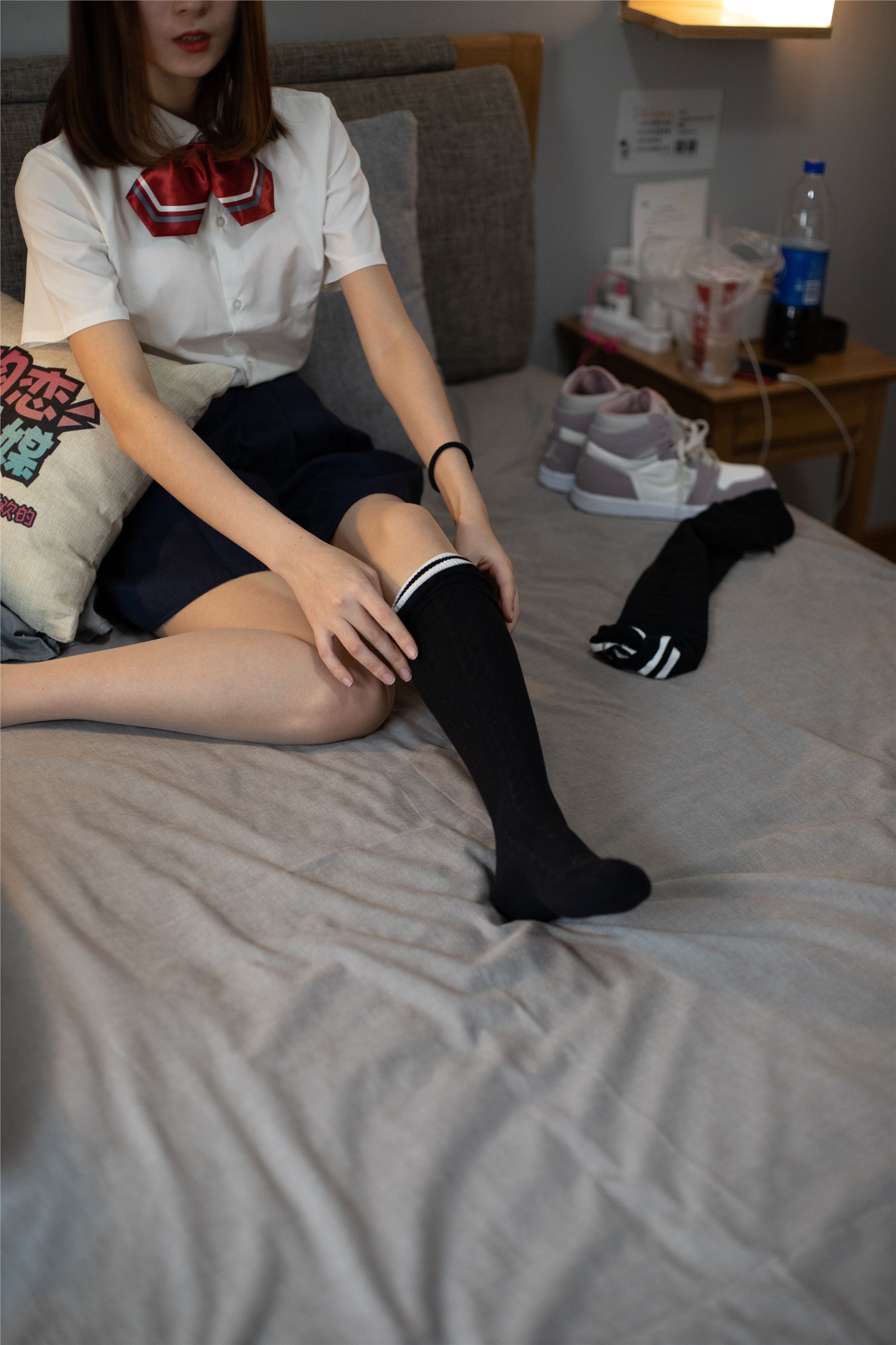 物恋传媒 No.092 猫耳-女高制服三部曲之三