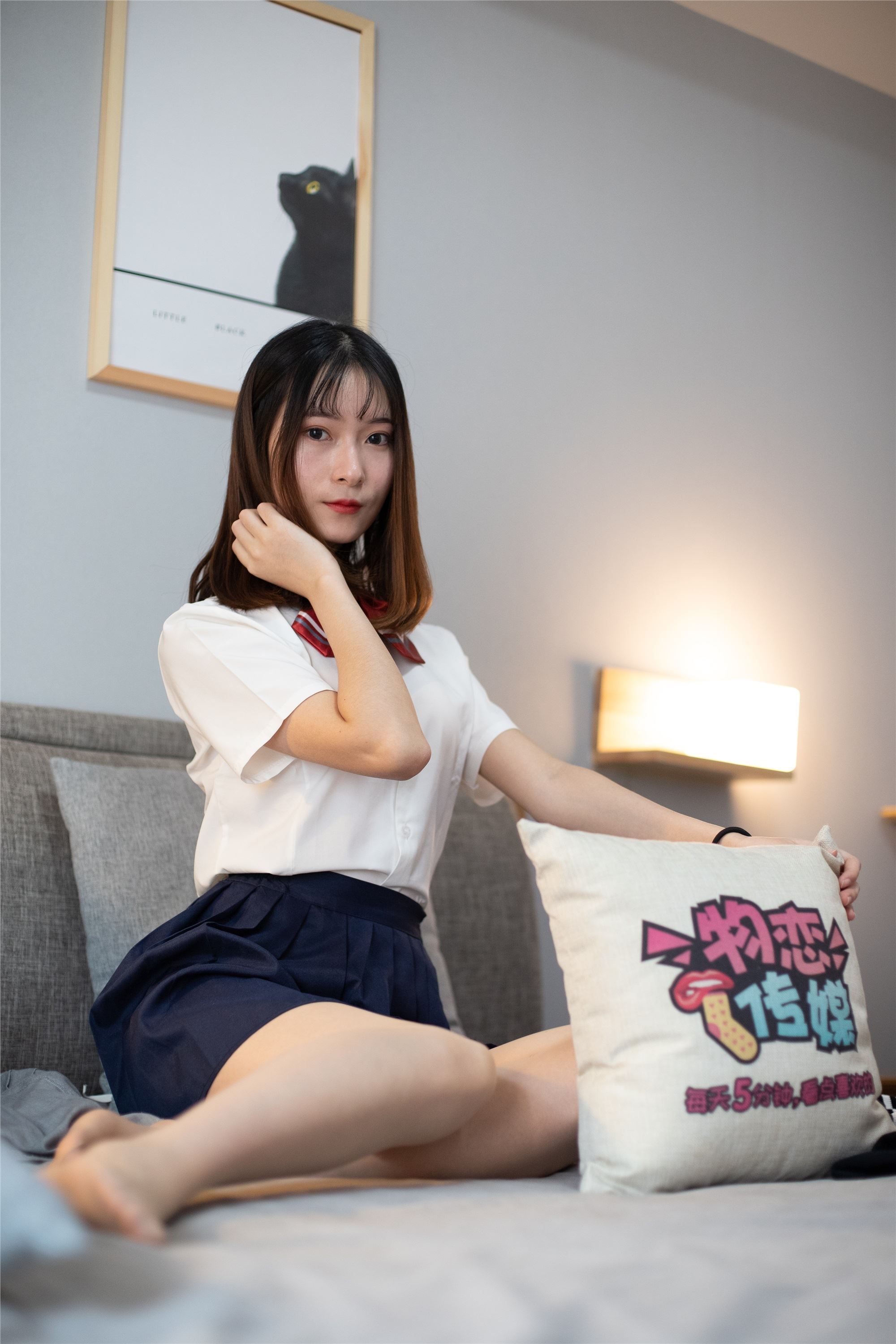 物恋传媒 No.092 猫耳-女高制服三部曲之三