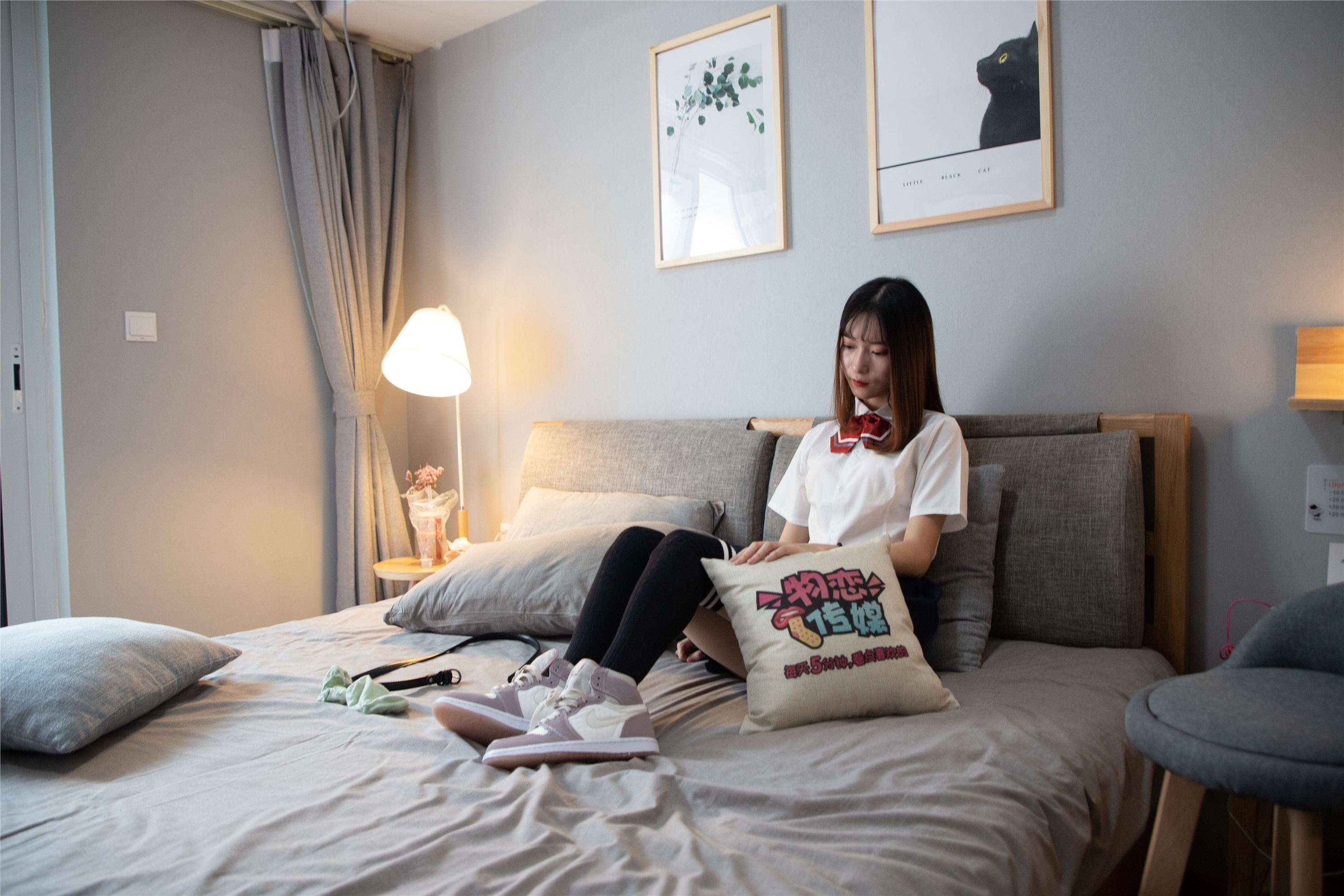 物恋传媒 No.092 猫耳-女高制服三部曲之三