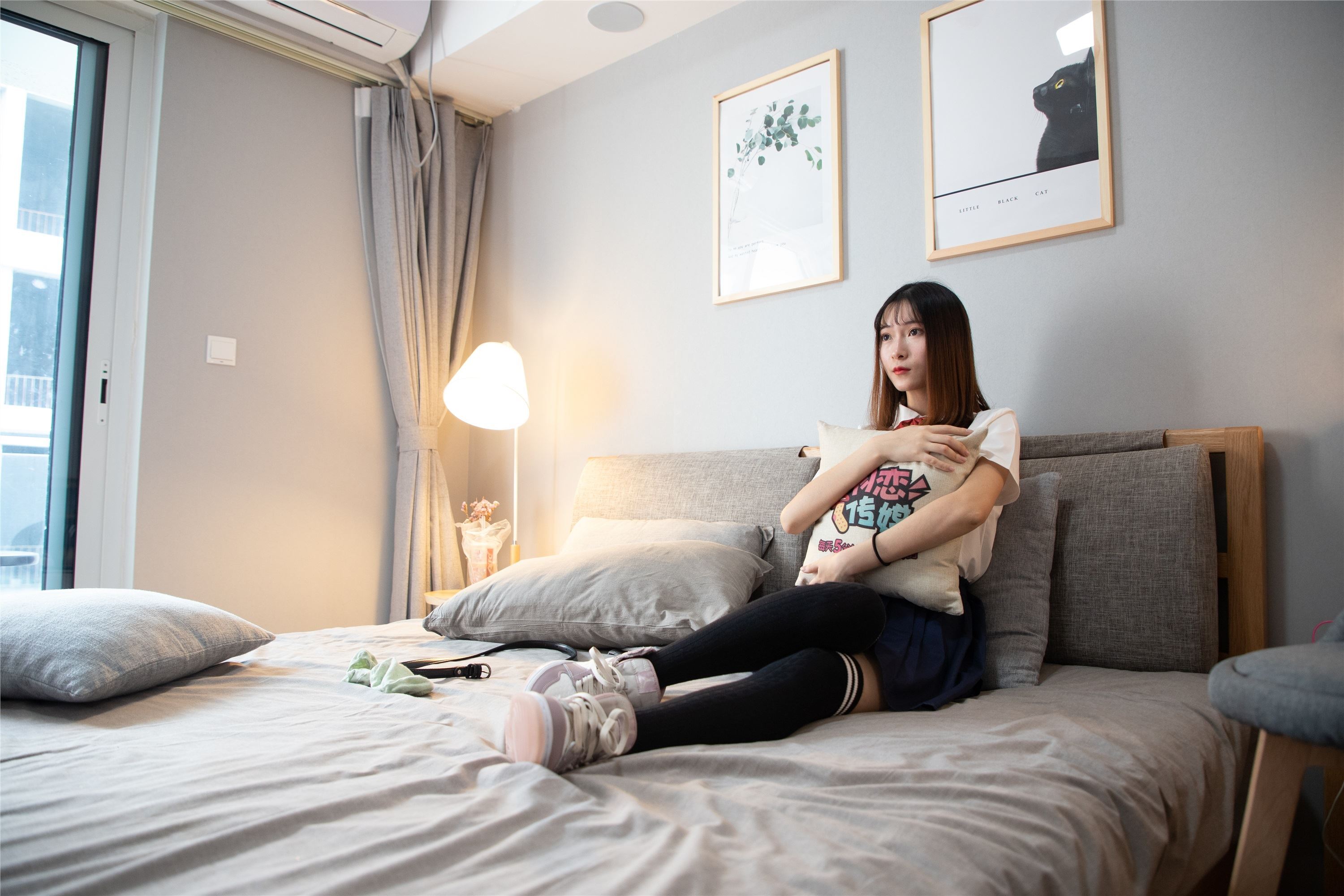 物恋传媒 No.092 猫耳-女高制服三部曲之三