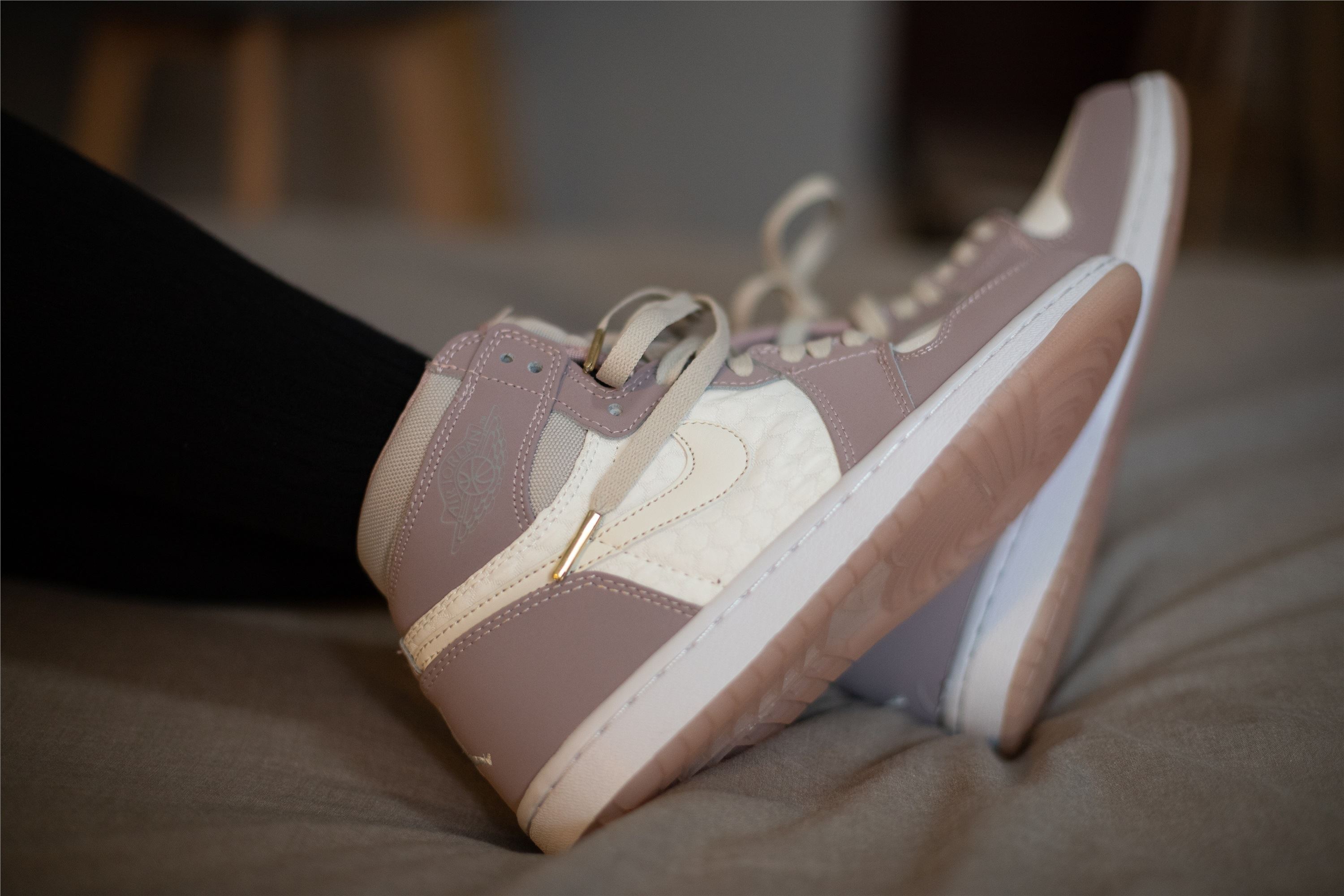 物恋传媒 No.092 猫耳-女高制服三部曲之三