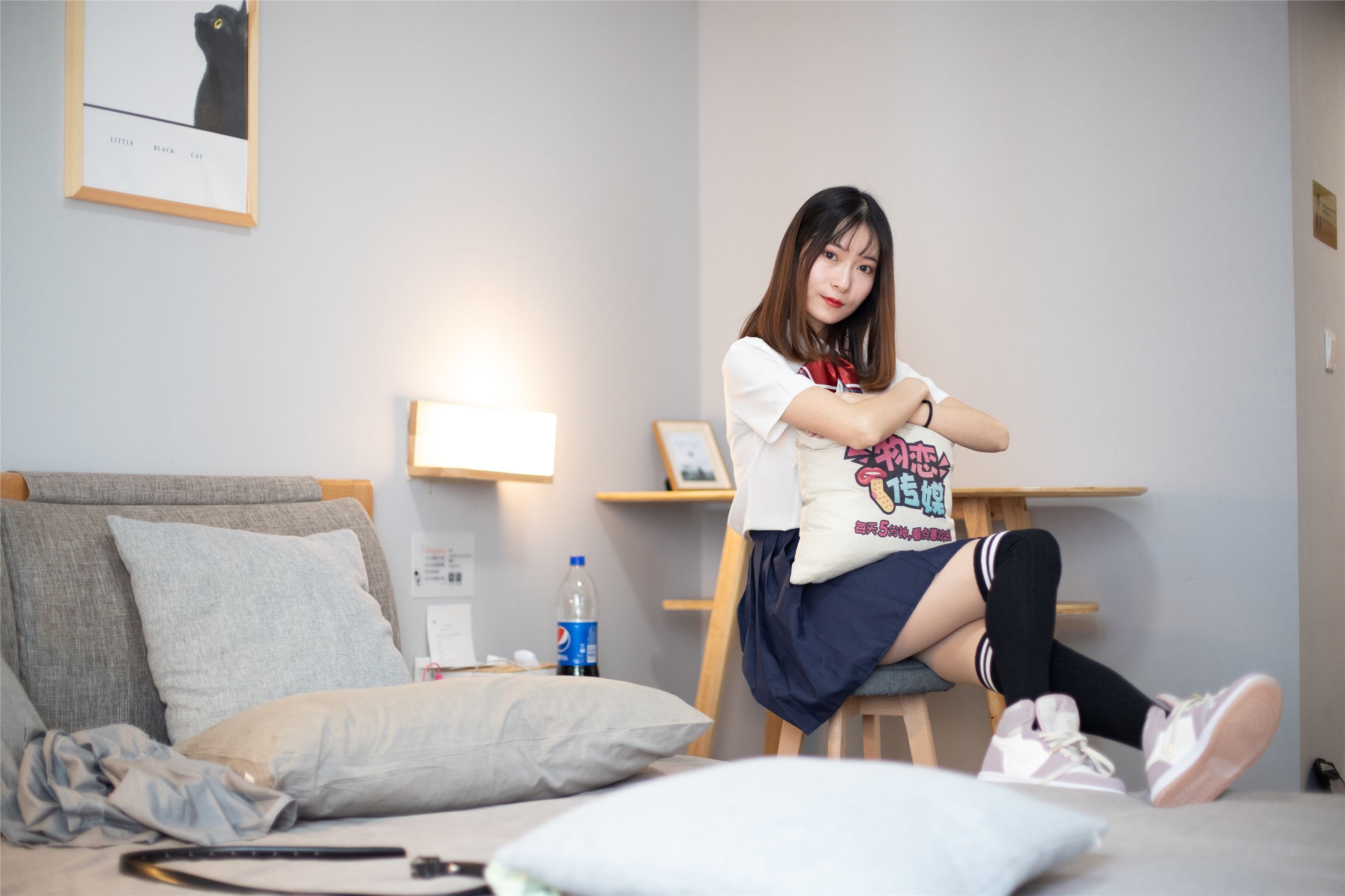 物恋传媒 No.092 猫耳-女高制服三部曲之三