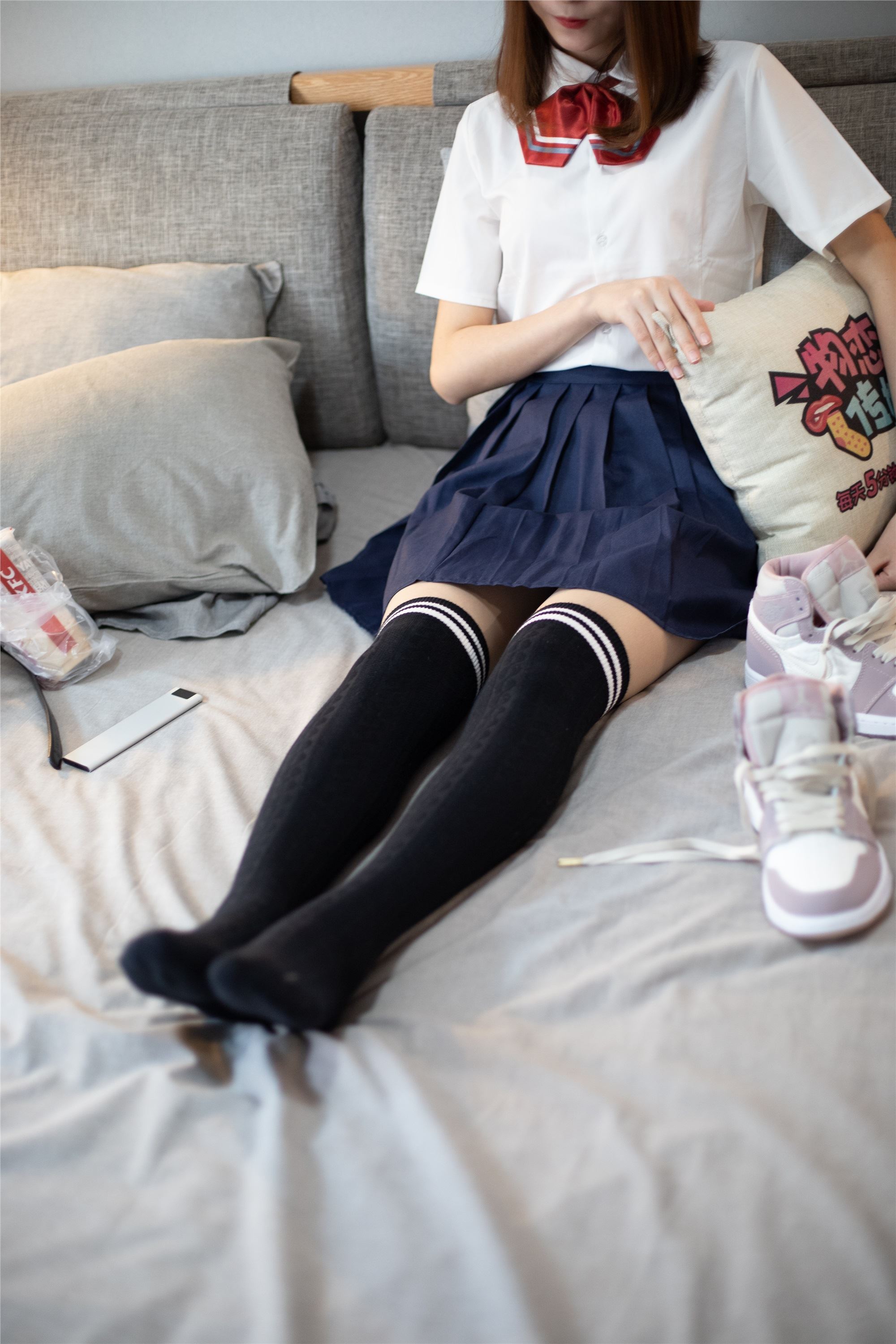 物恋传媒 No.092 猫耳-女高制服三部曲之三