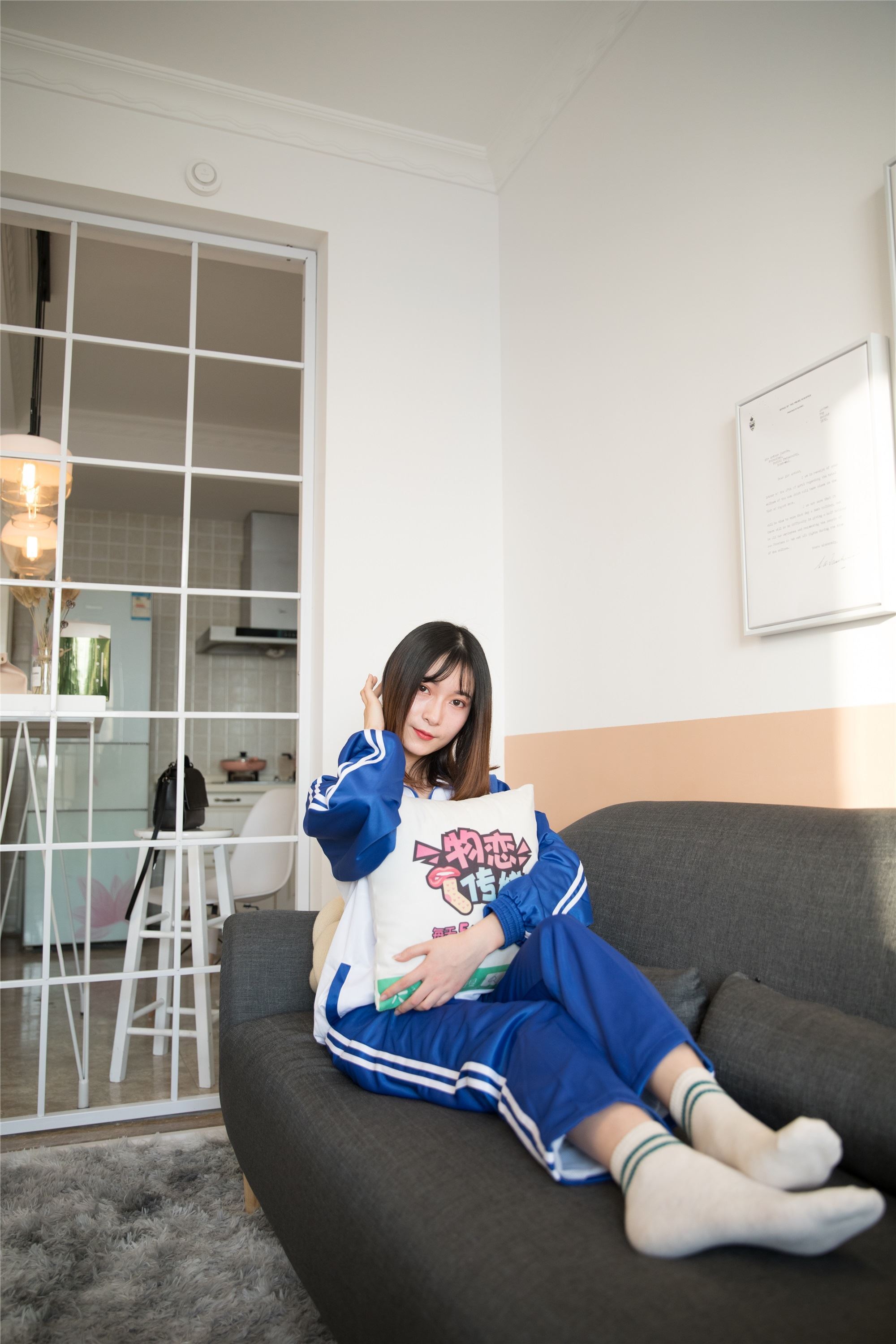 物恋传媒 No.107 猫耳-清纯校服与帆布鞋之舞