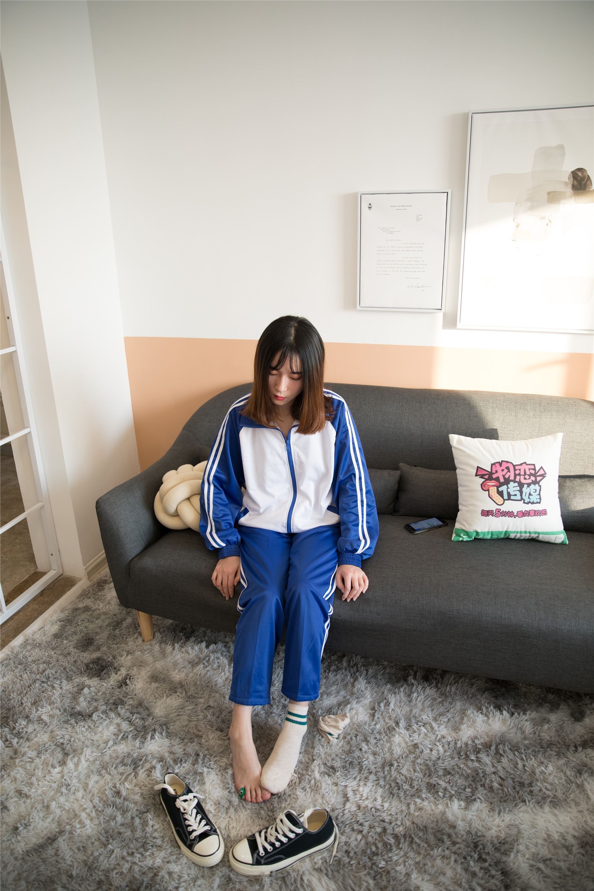 物恋传媒 No.107 猫耳-清纯校服与帆布鞋之舞