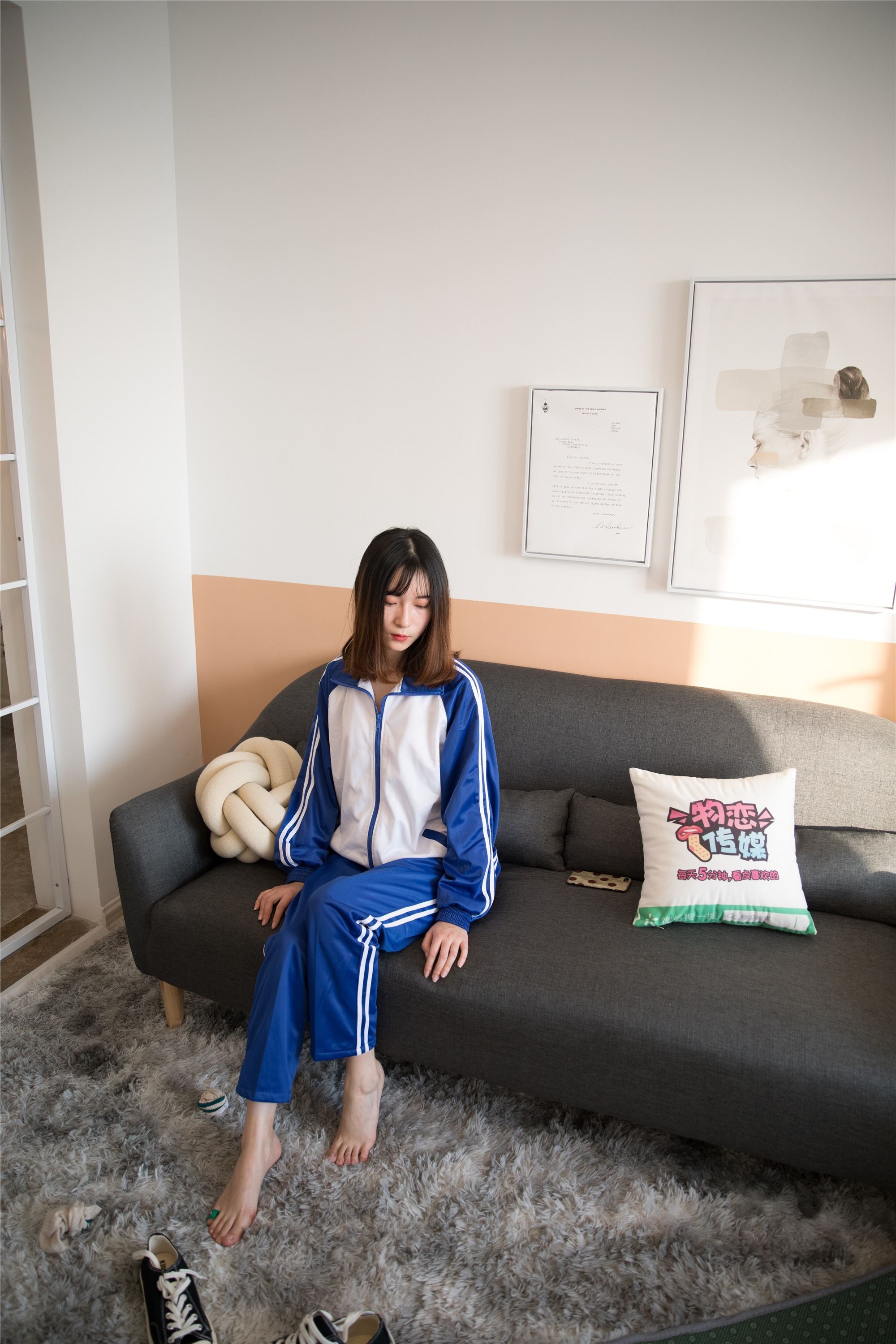 物恋传媒 No.107 猫耳-清纯校服与帆布鞋之舞