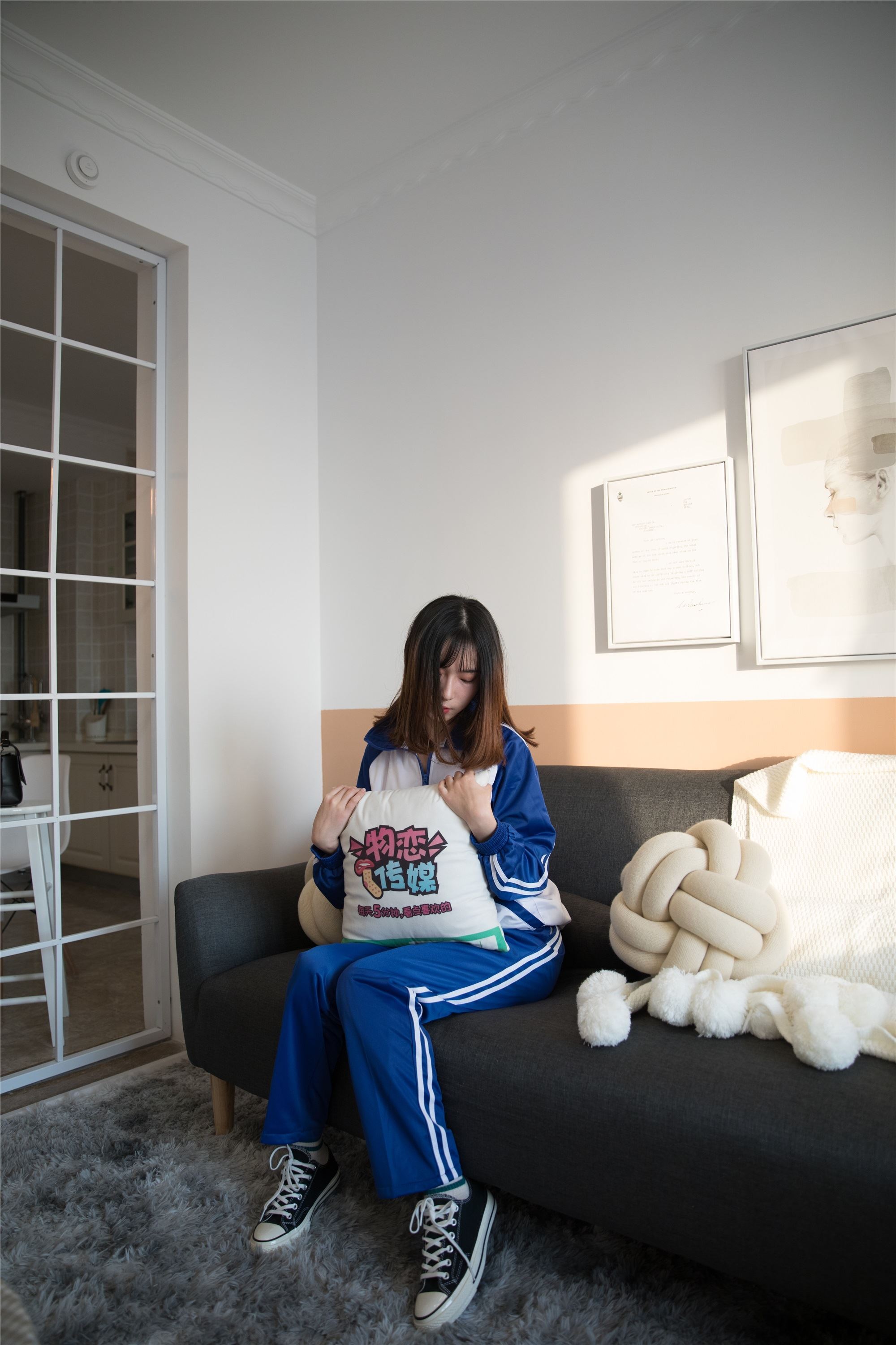 物恋传媒 No.107 猫耳-清纯校服与帆布鞋之舞