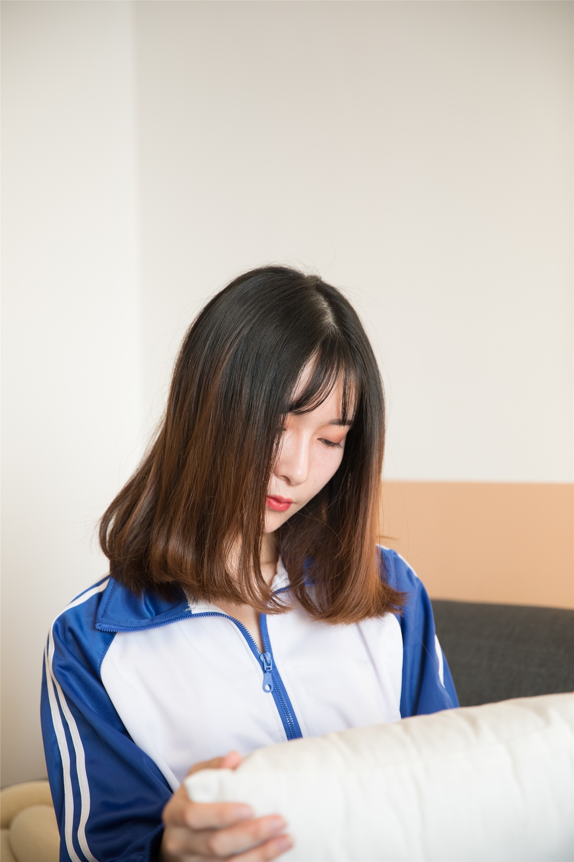 物恋传媒 No.107 猫耳-清纯校服与帆布鞋之舞