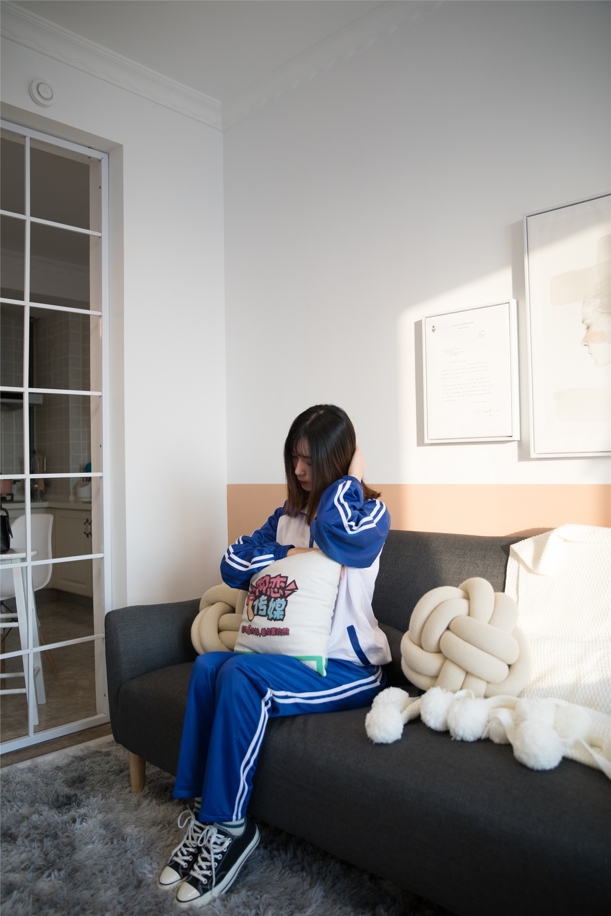 物恋传媒 No.107 猫耳-清纯校服与帆布鞋之舞