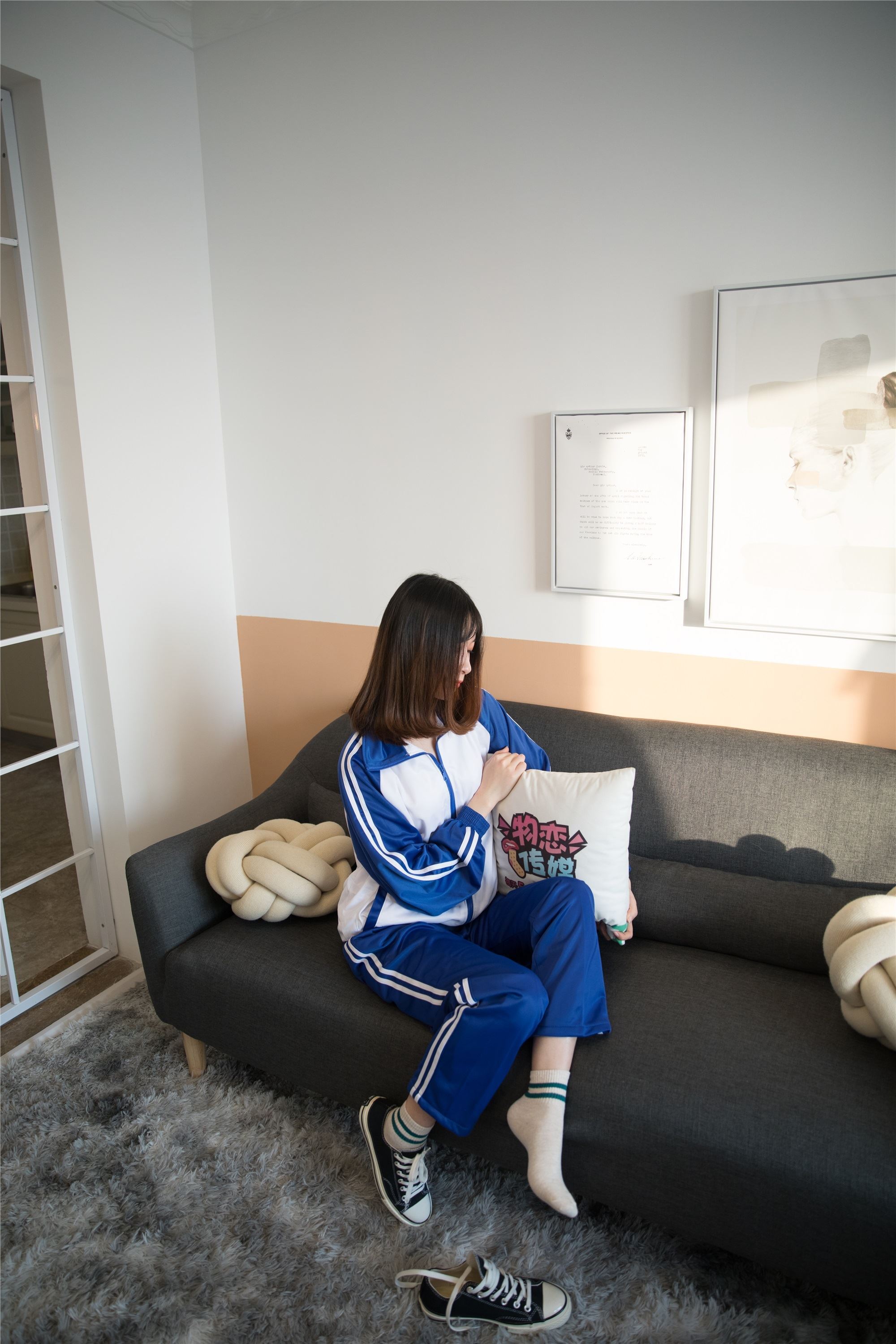 物恋传媒 No.107 猫耳-清纯校服与帆布鞋之舞