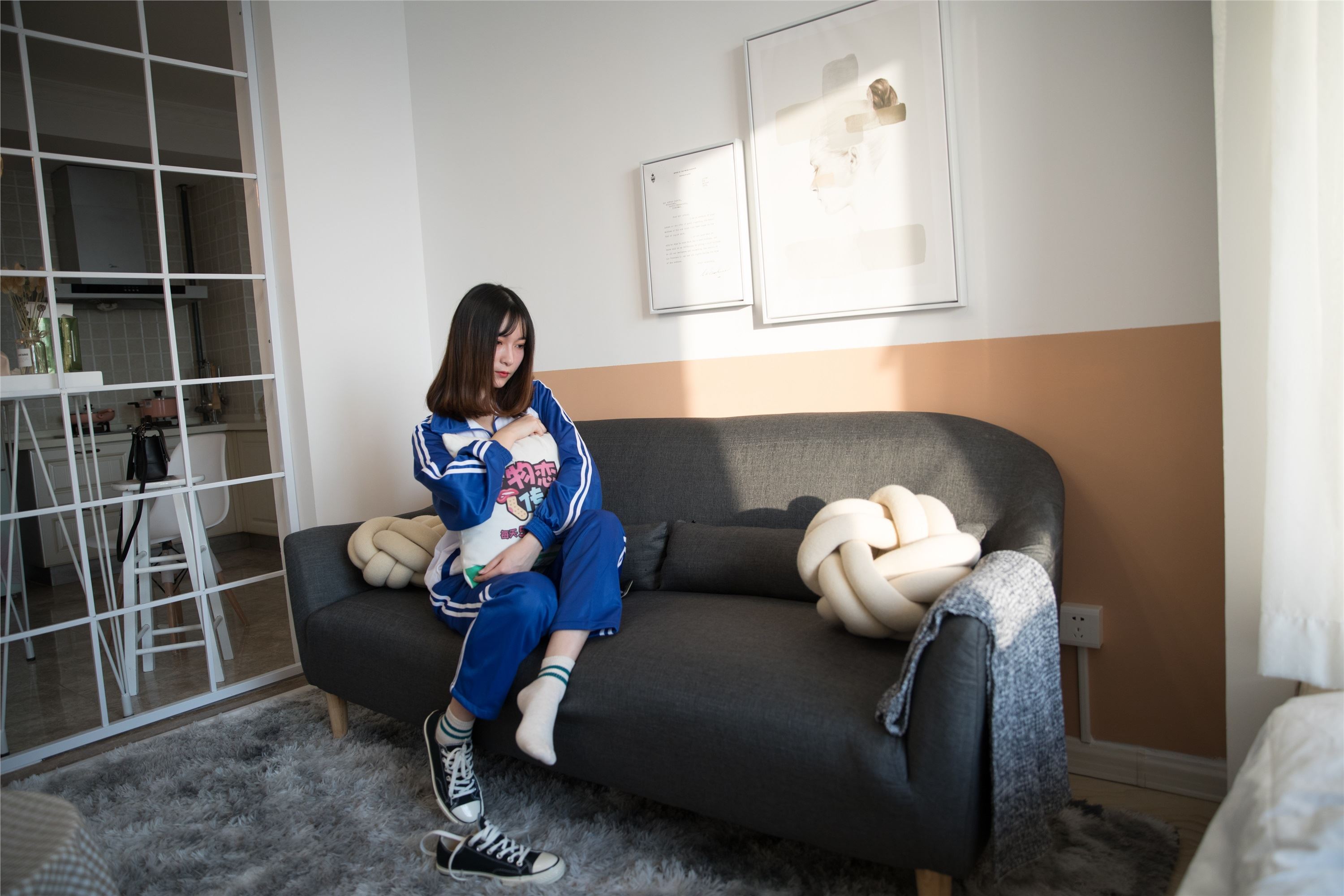 物恋传媒 No.107 猫耳-清纯校服与帆布鞋之舞