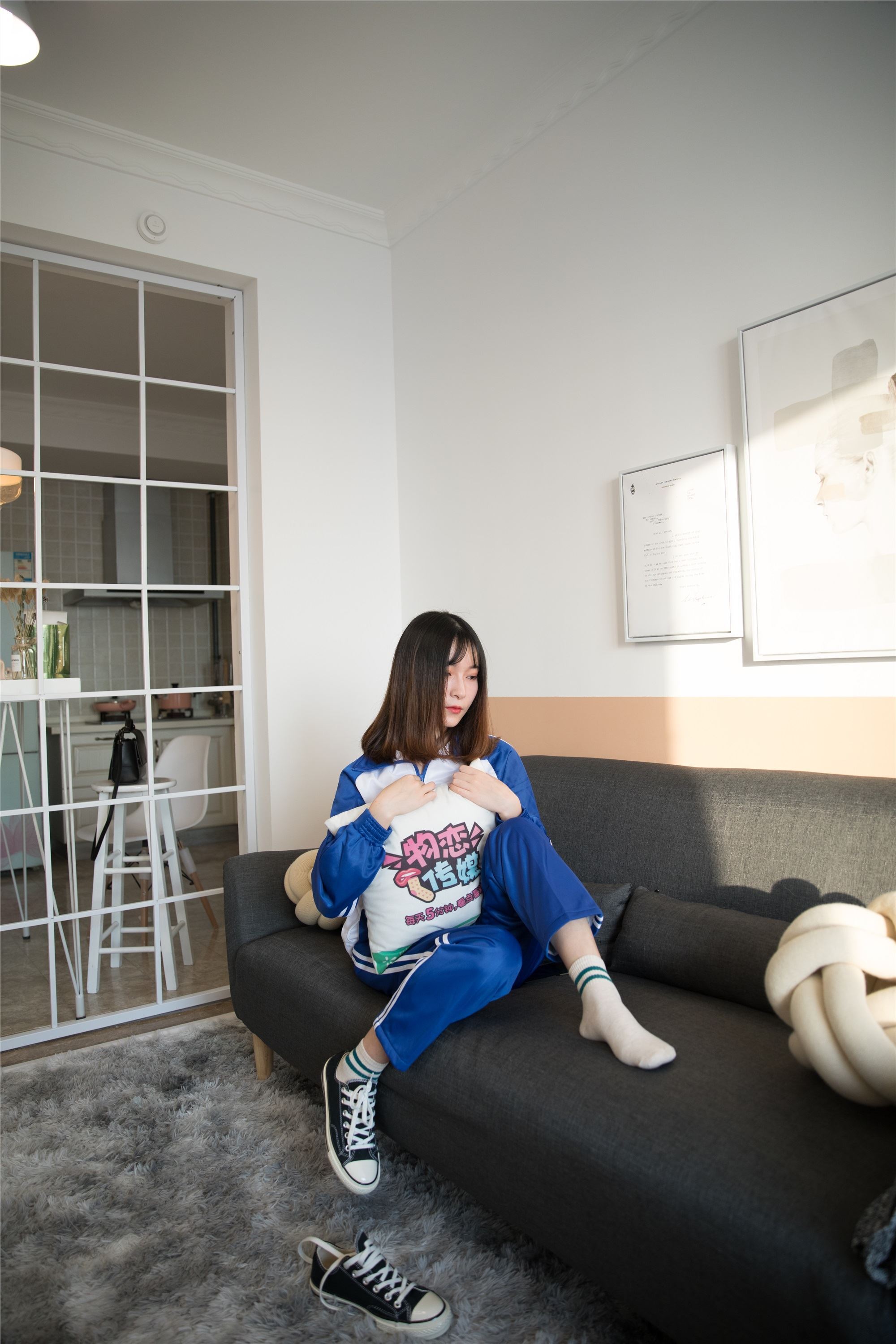 物恋传媒 No.107 猫耳-清纯校服与帆布鞋之舞