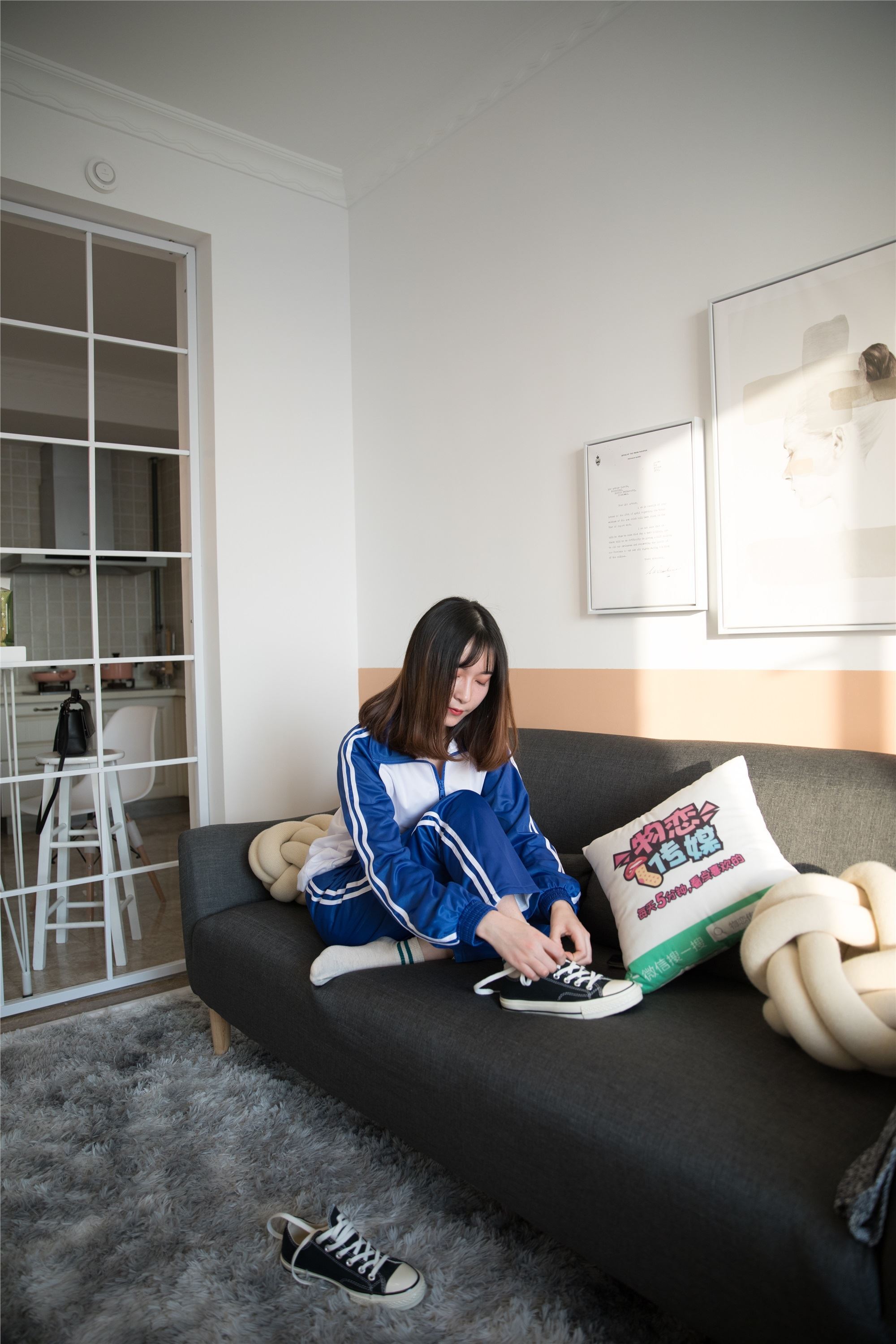 物恋传媒 No.107 猫耳-清纯校服与帆布鞋之舞