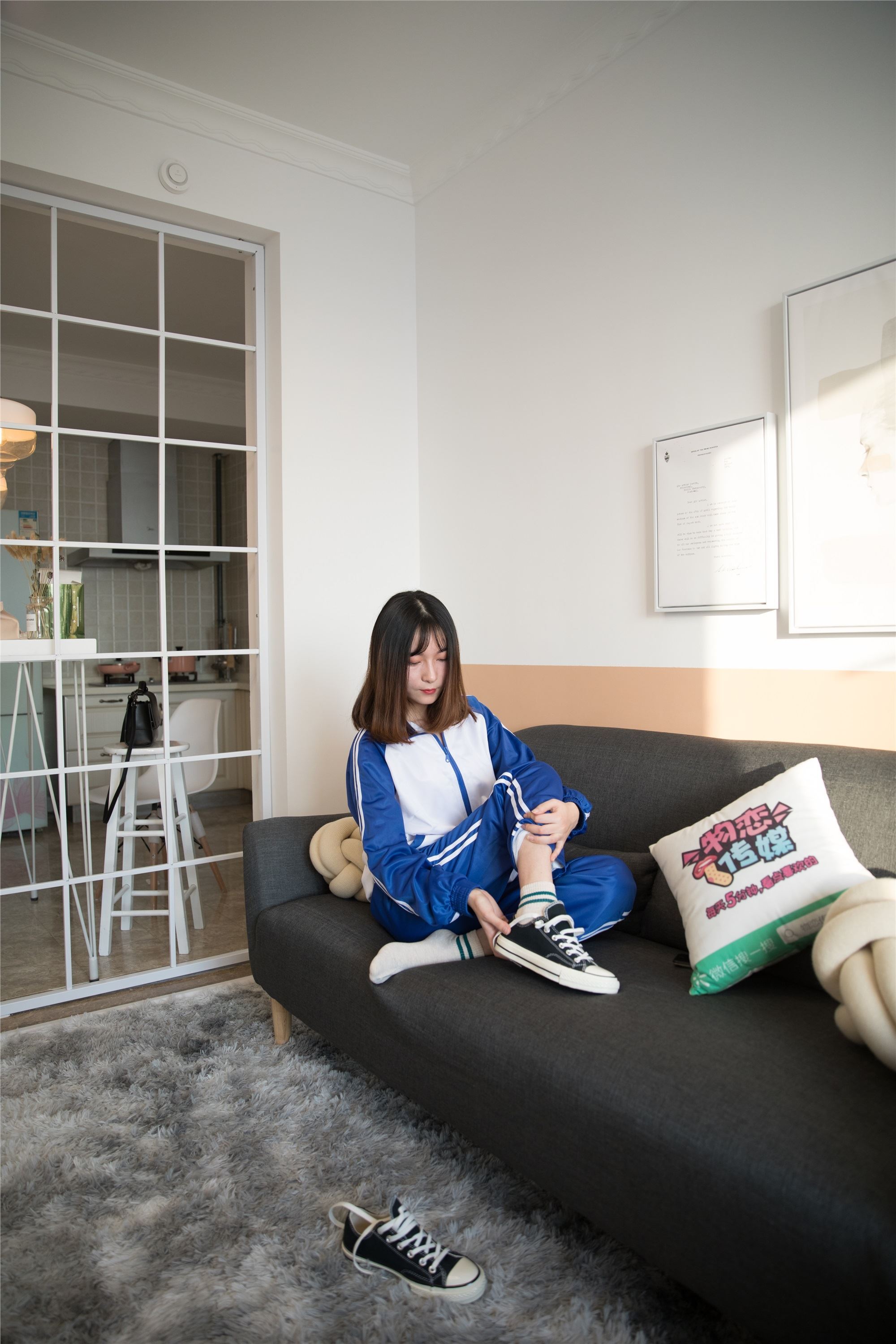 物恋传媒 No.107 猫耳-清纯校服与帆布鞋之舞