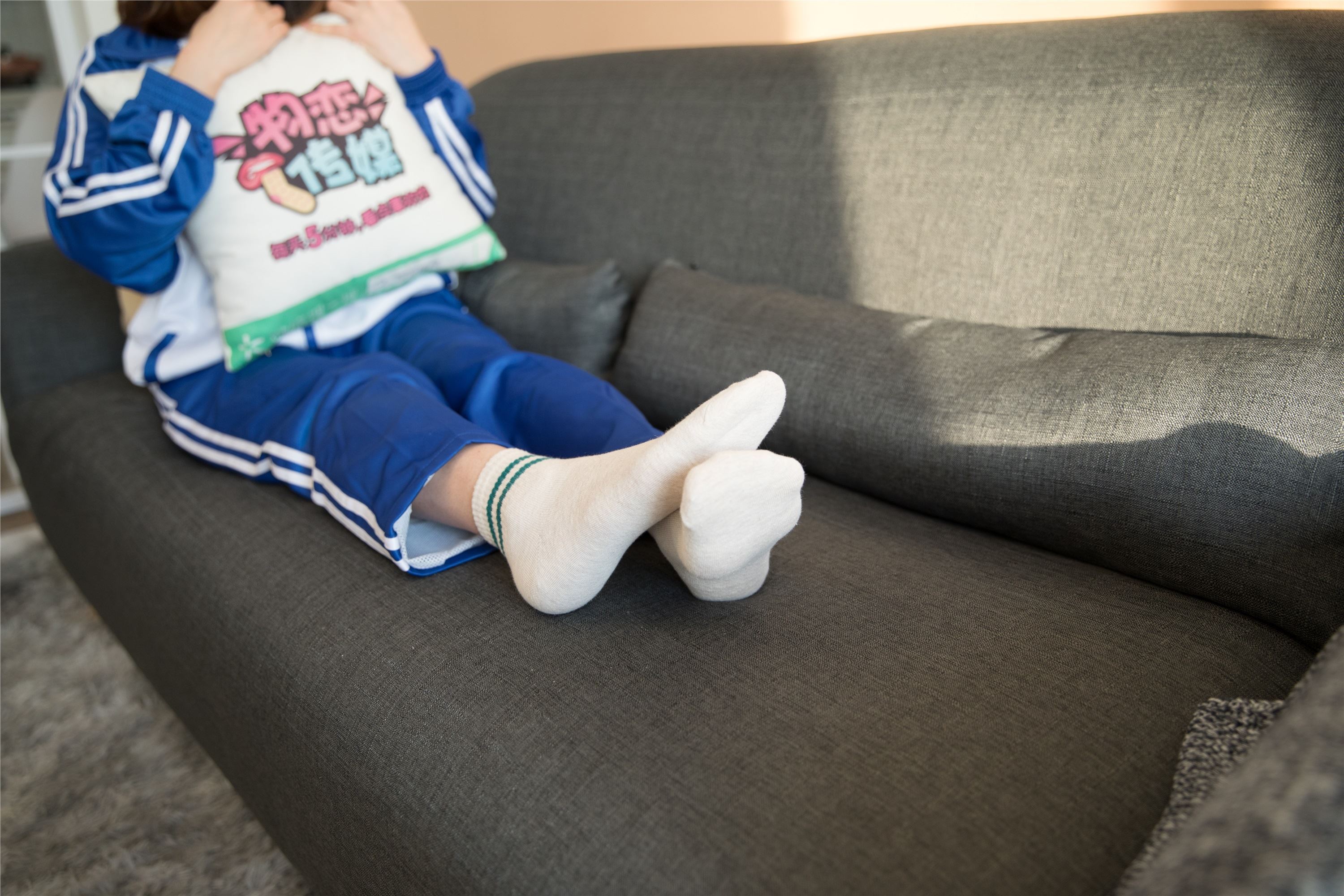 物恋传媒 No.107 猫耳-清纯校服与帆布鞋之舞