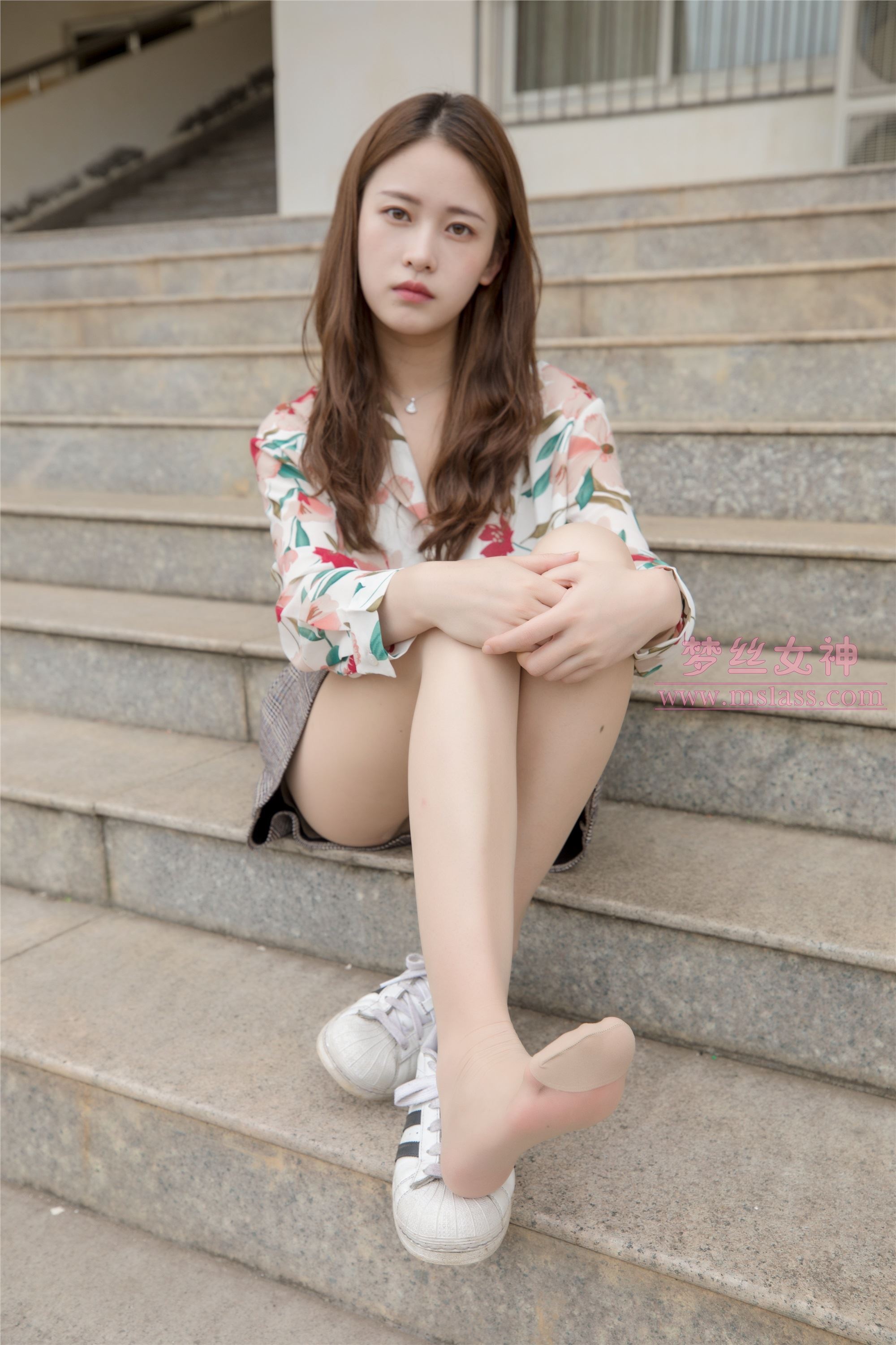 MSLASS梦丝女神 - 魏婷婷 宿楼丝袜玉足女神