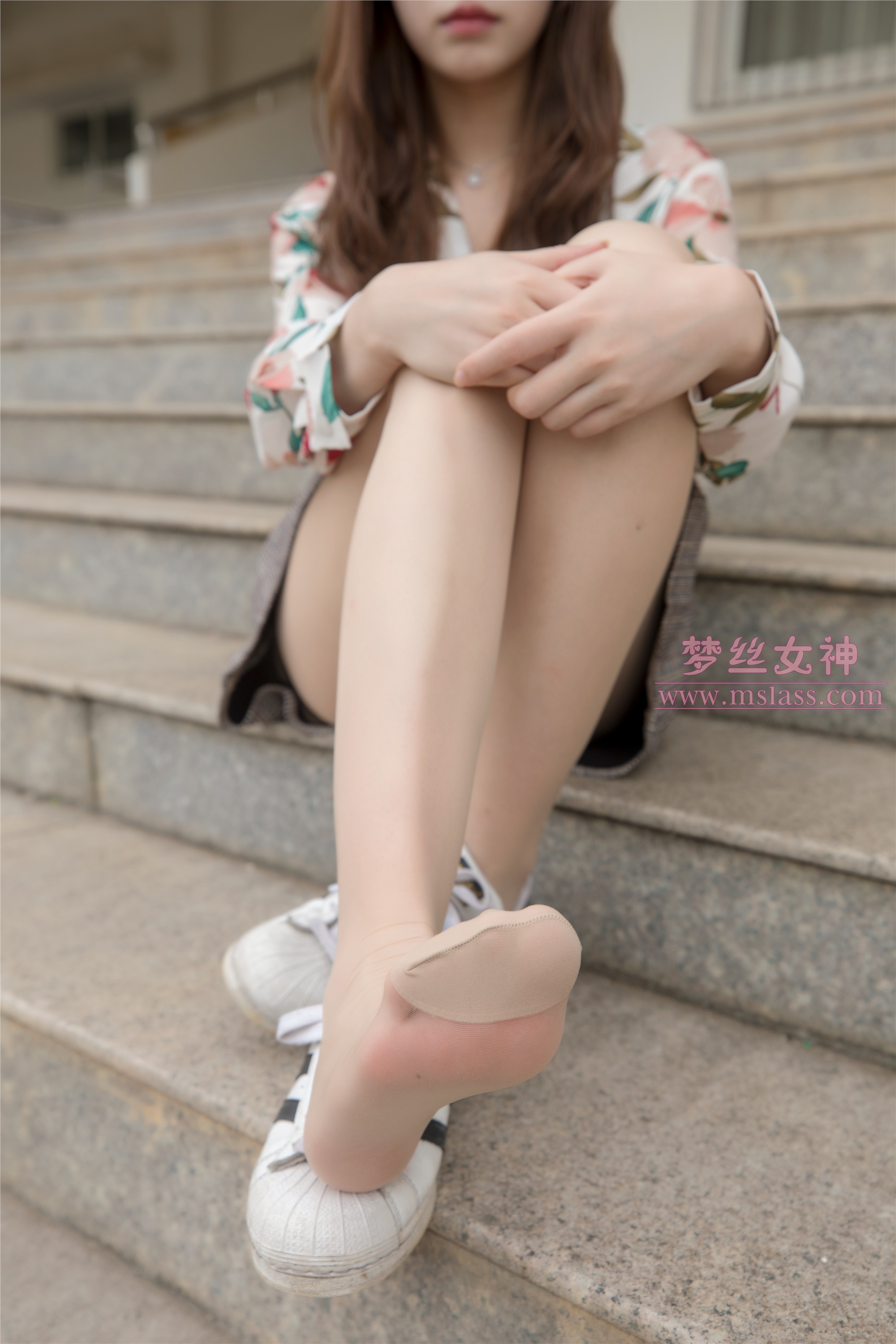 MSLASS梦丝女神 - 魏婷婷 宿楼丝袜玉足女神