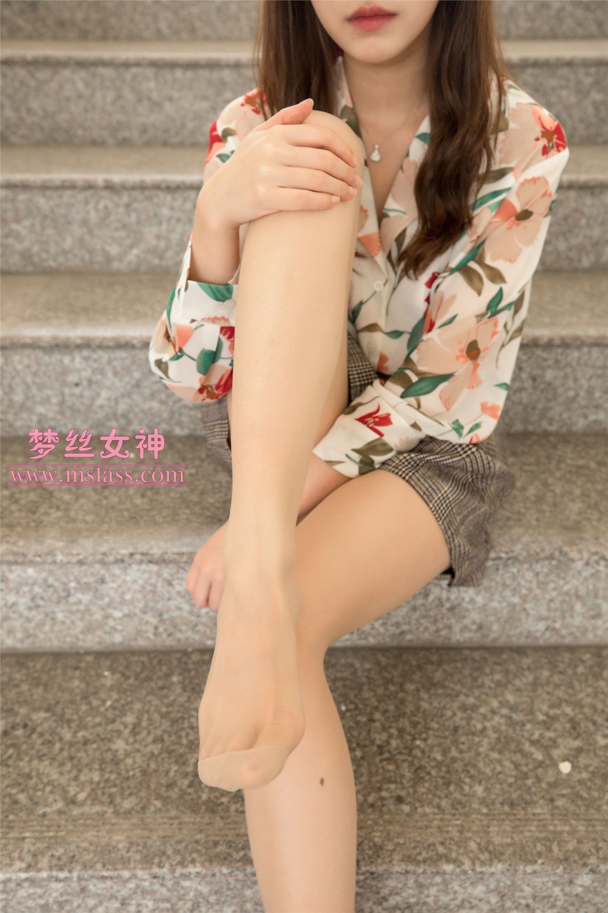 MSLASS梦丝女神 - 魏婷婷 宿楼丝袜玉足女神