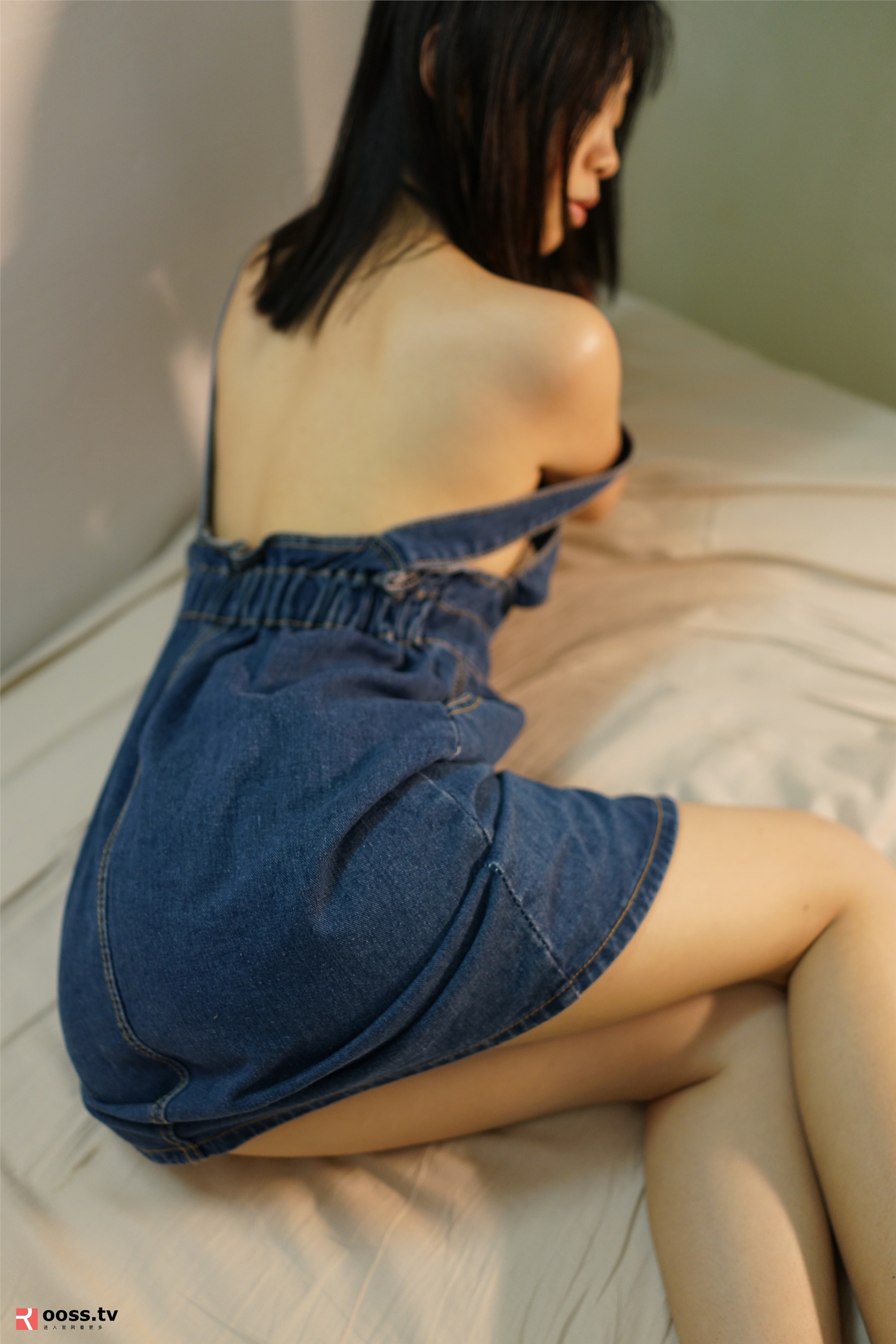 ROSI写真  2020.01.01 NO.2949