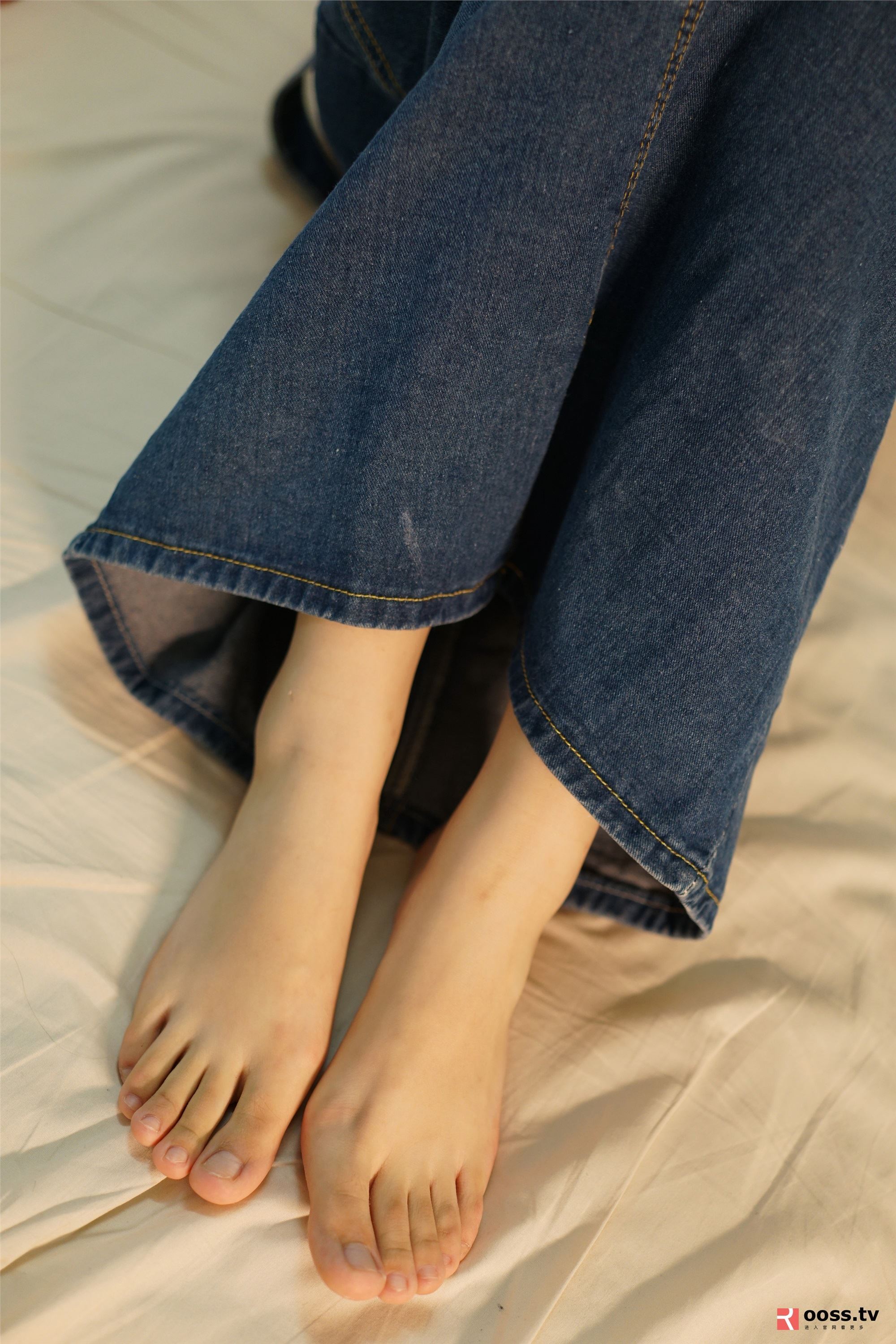 ROSI写真  2020.01.01 NO.2949