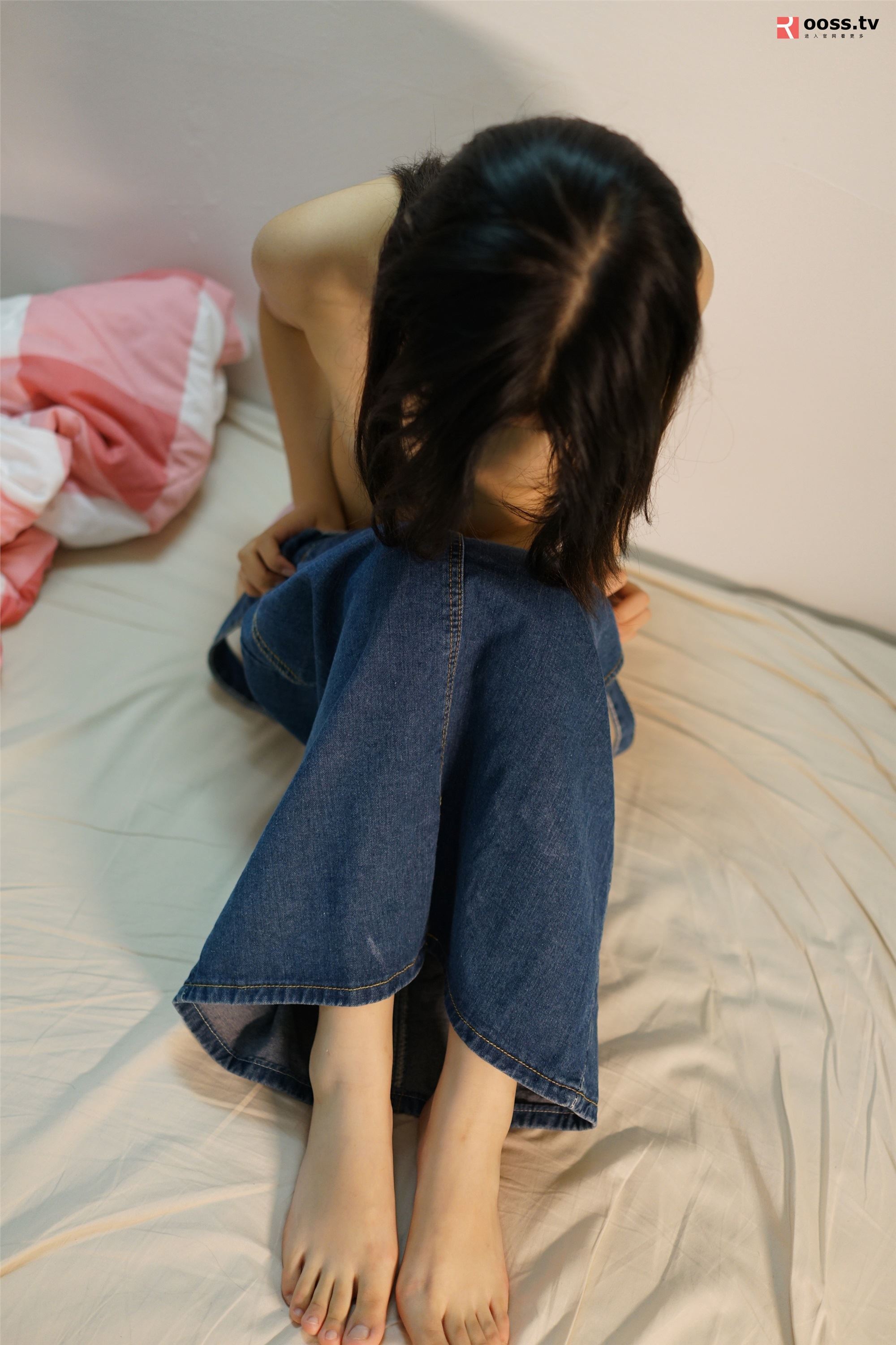 ROSI写真  2020.01.01 NO.2949