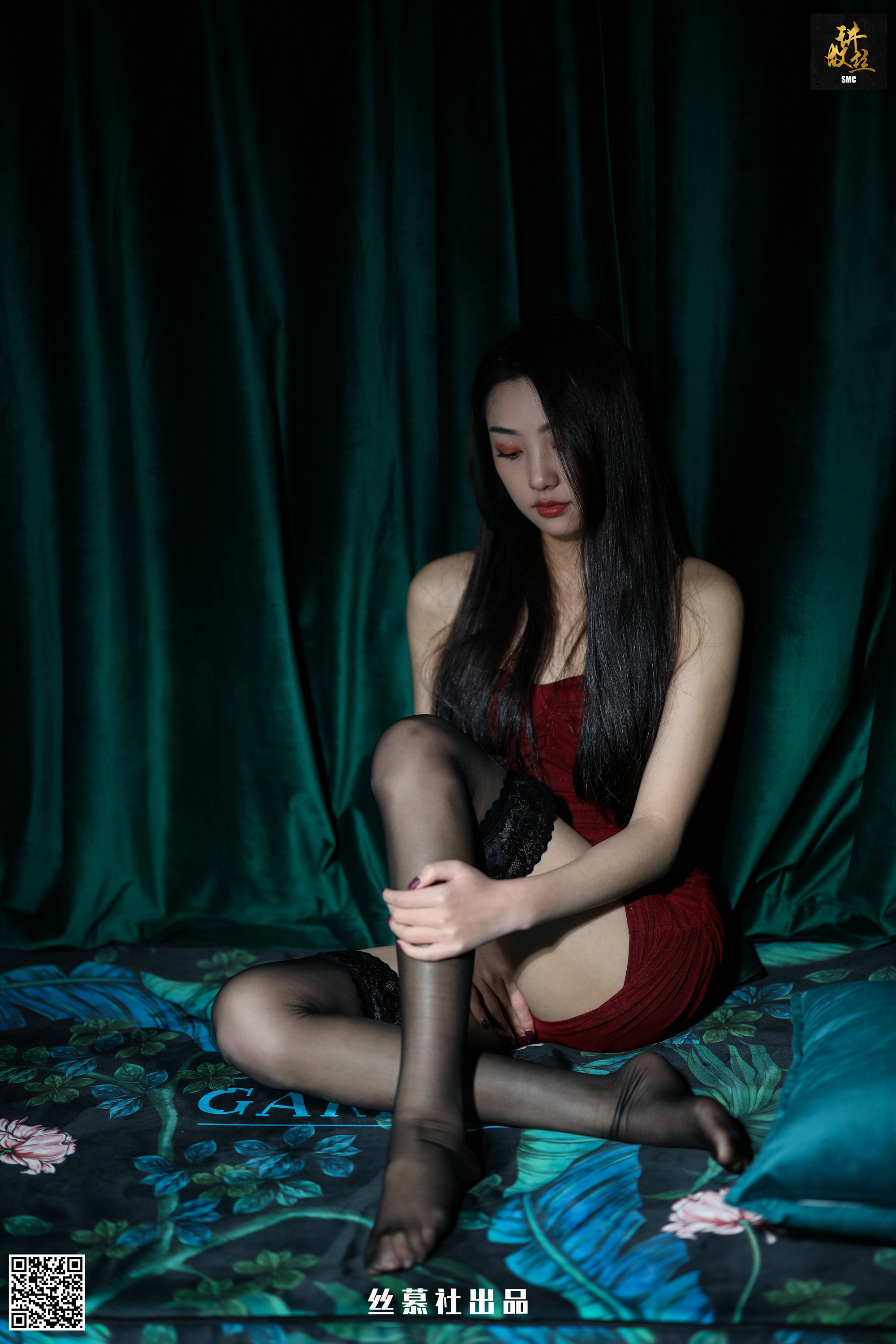 丝慕写真 特写集TX11 诗晴 – 高筒“欲”计划