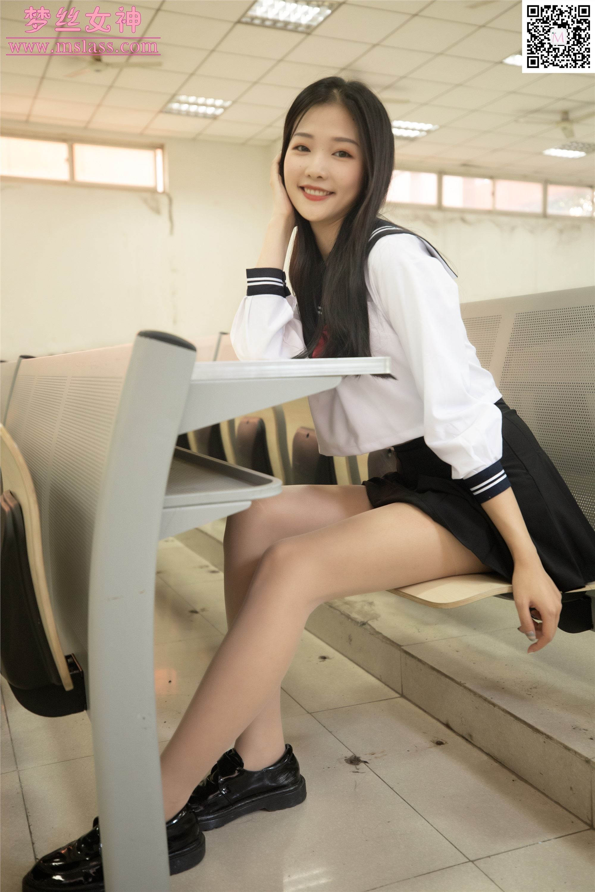 MSLASS梦丝女神 2019-10-28 张芷馨 爱笑的少女