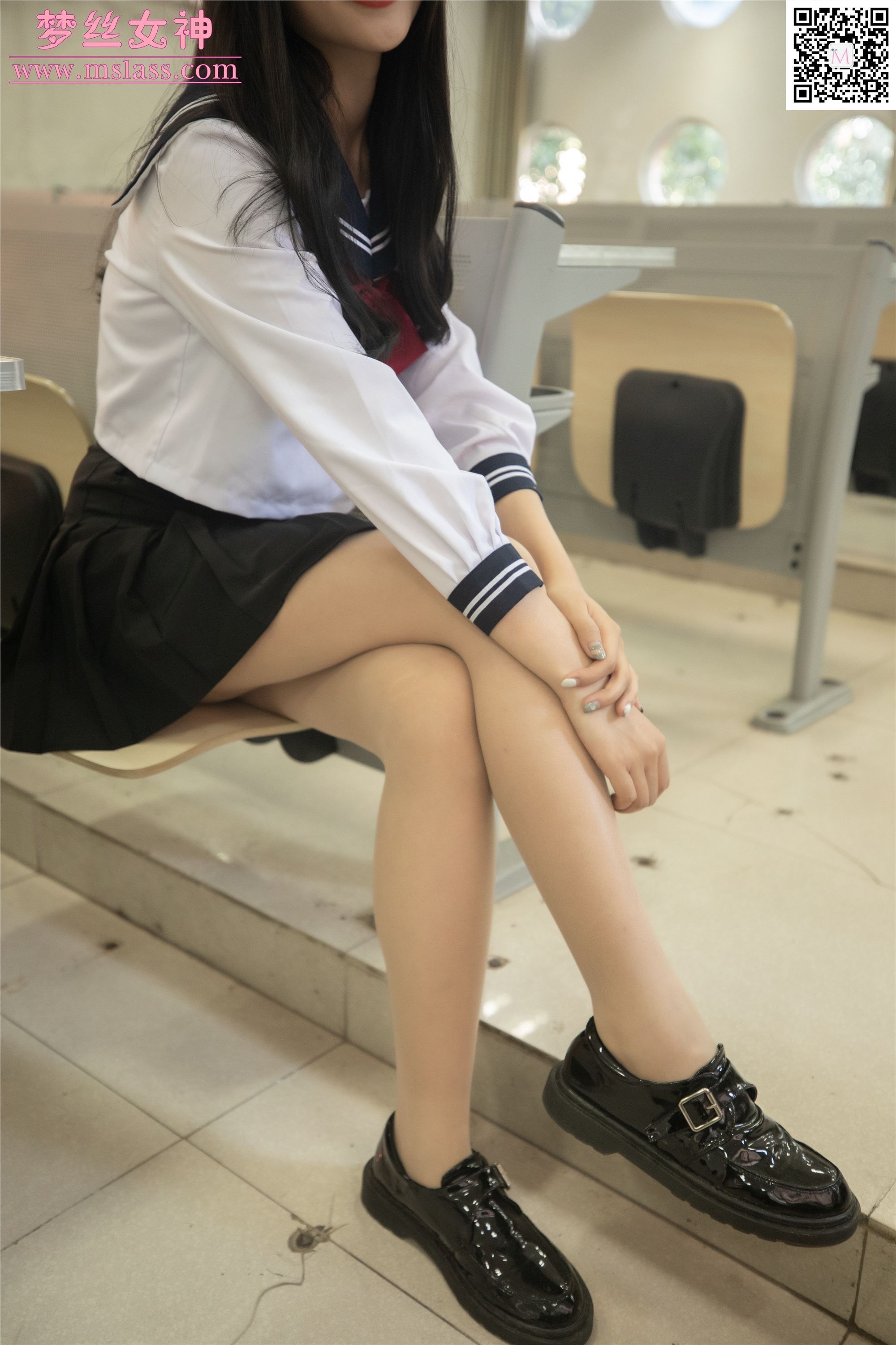 MSLASS梦丝女神 2019-10-28 张芷馨 爱笑的少女