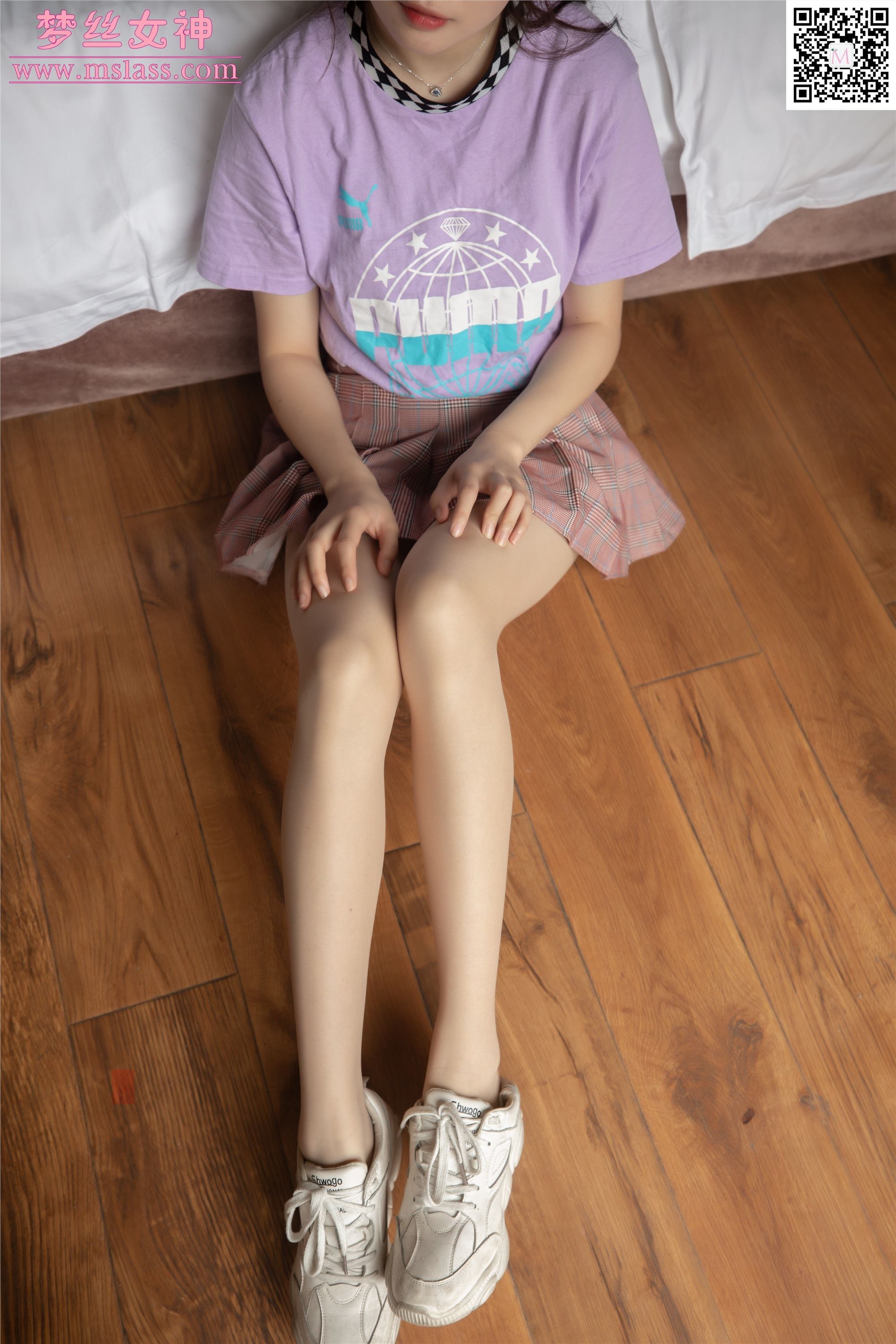 MSLASS梦丝女神2019.11.05 NO.060 《刘佳 笔直的丝袜腿》