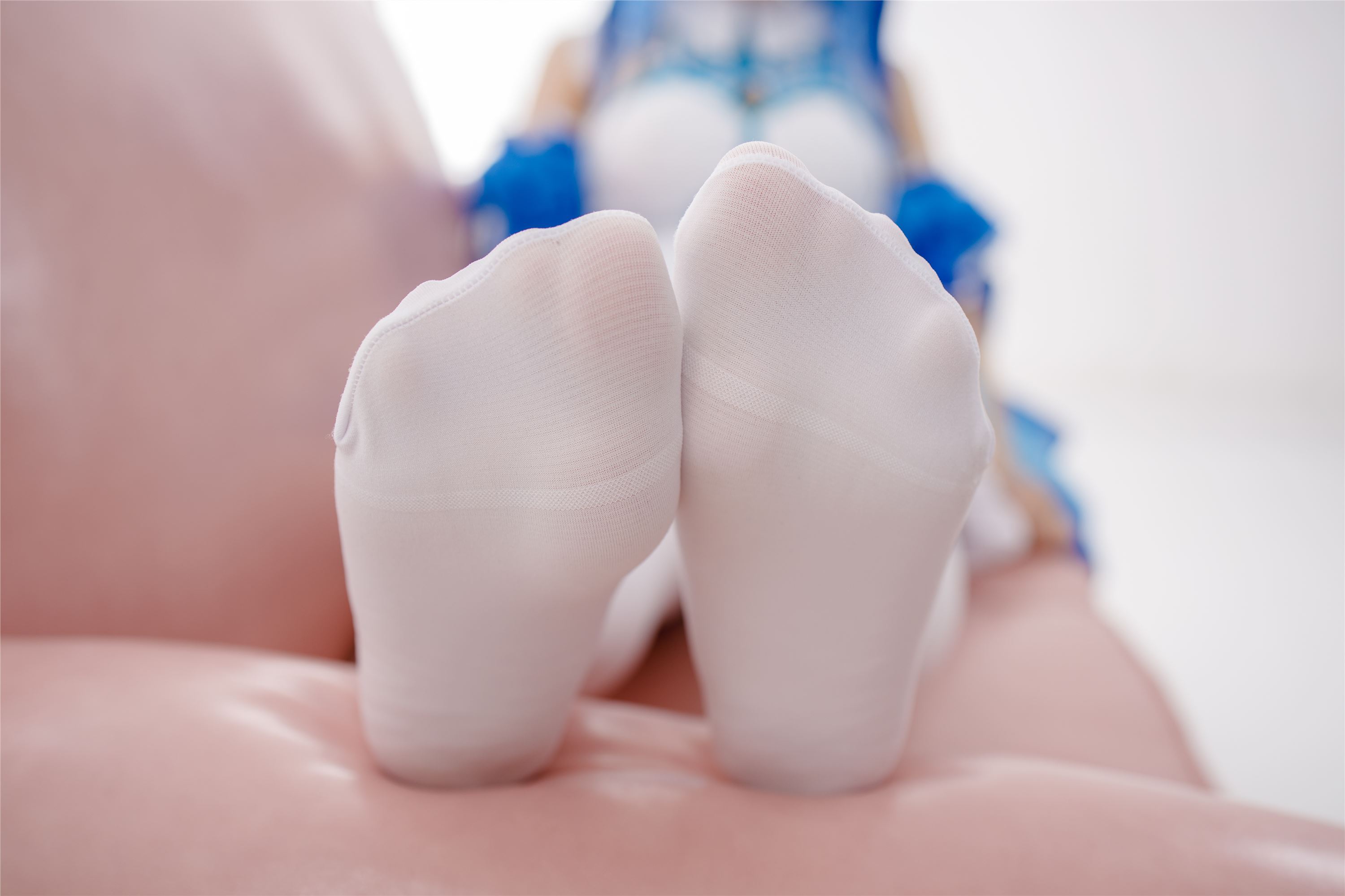 森萝财团萝莉丝足写真 JKFUN-023 雪晴 300D白丝珂朵莉