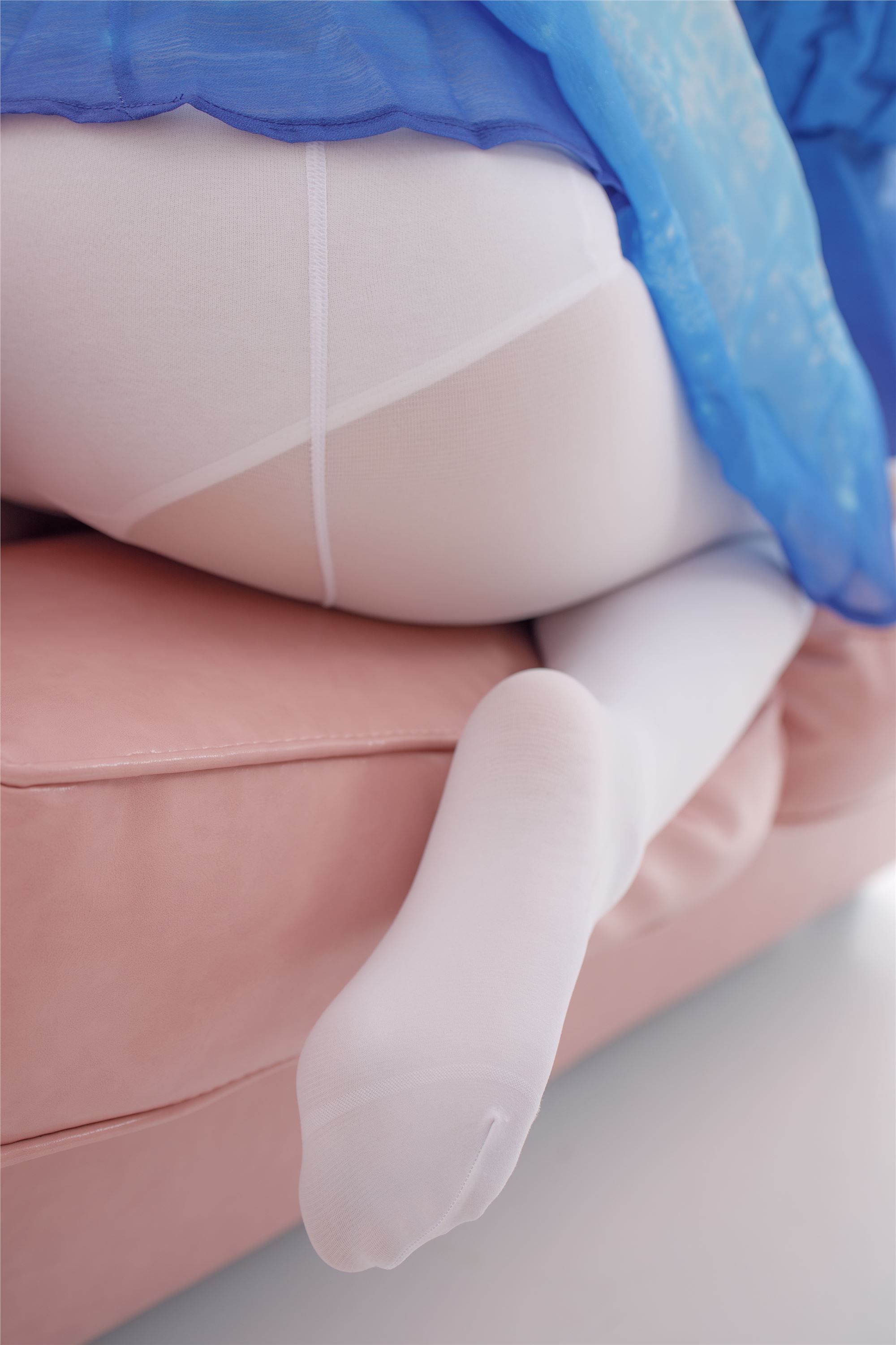 森萝财团萝莉丝足写真 JKFUN-023 雪晴 300D白丝珂朵莉