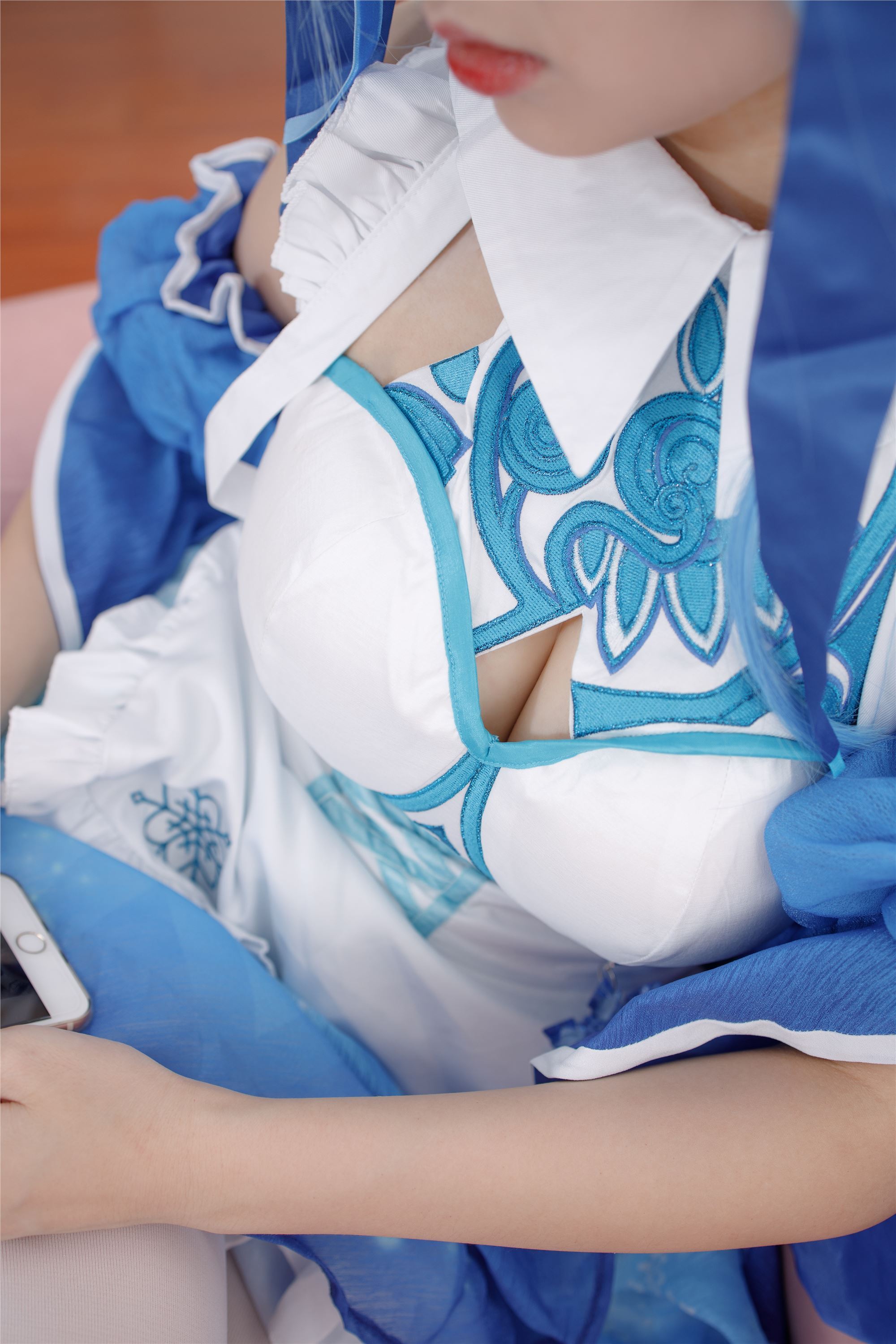 森萝财团萝莉丝足写真 JKFUN-023 雪晴 300D白丝珂朵莉