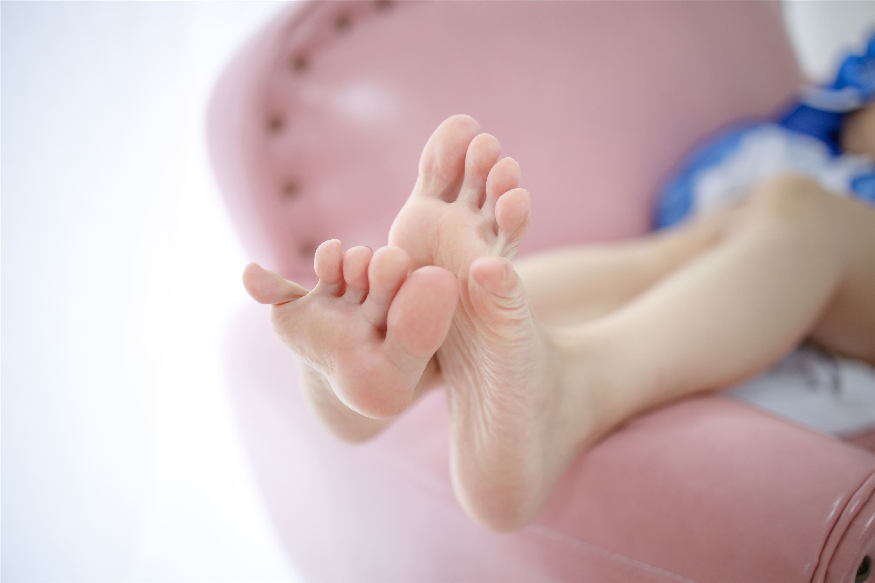 森萝财团萝莉丝足写真 JKFUN-023 雪晴 300D白丝珂朵莉