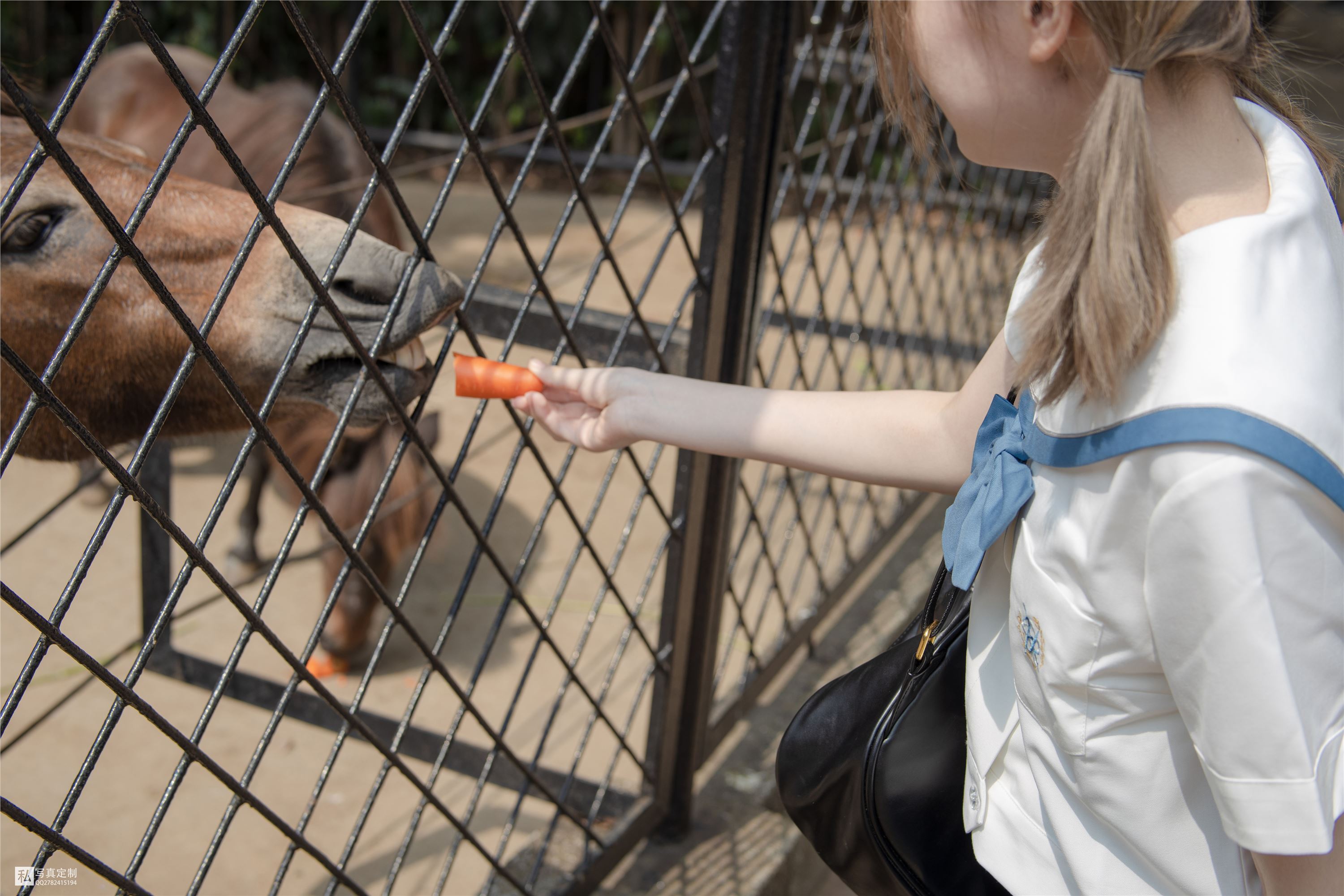 森萝财团萝莉丝足写真 JKFUN-025 Aika 默陌