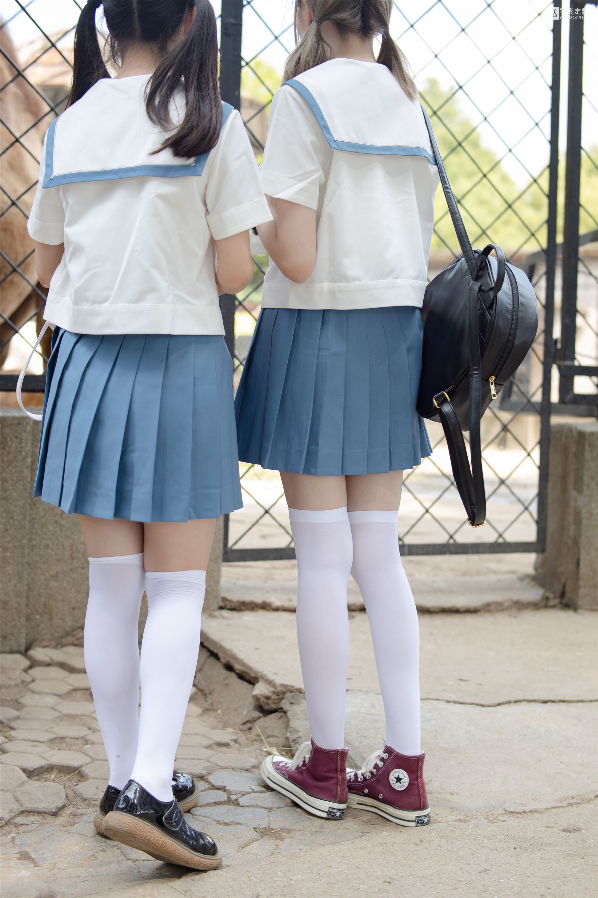 森萝财团萝莉丝足写真 JKFUN-025 Aika 默陌