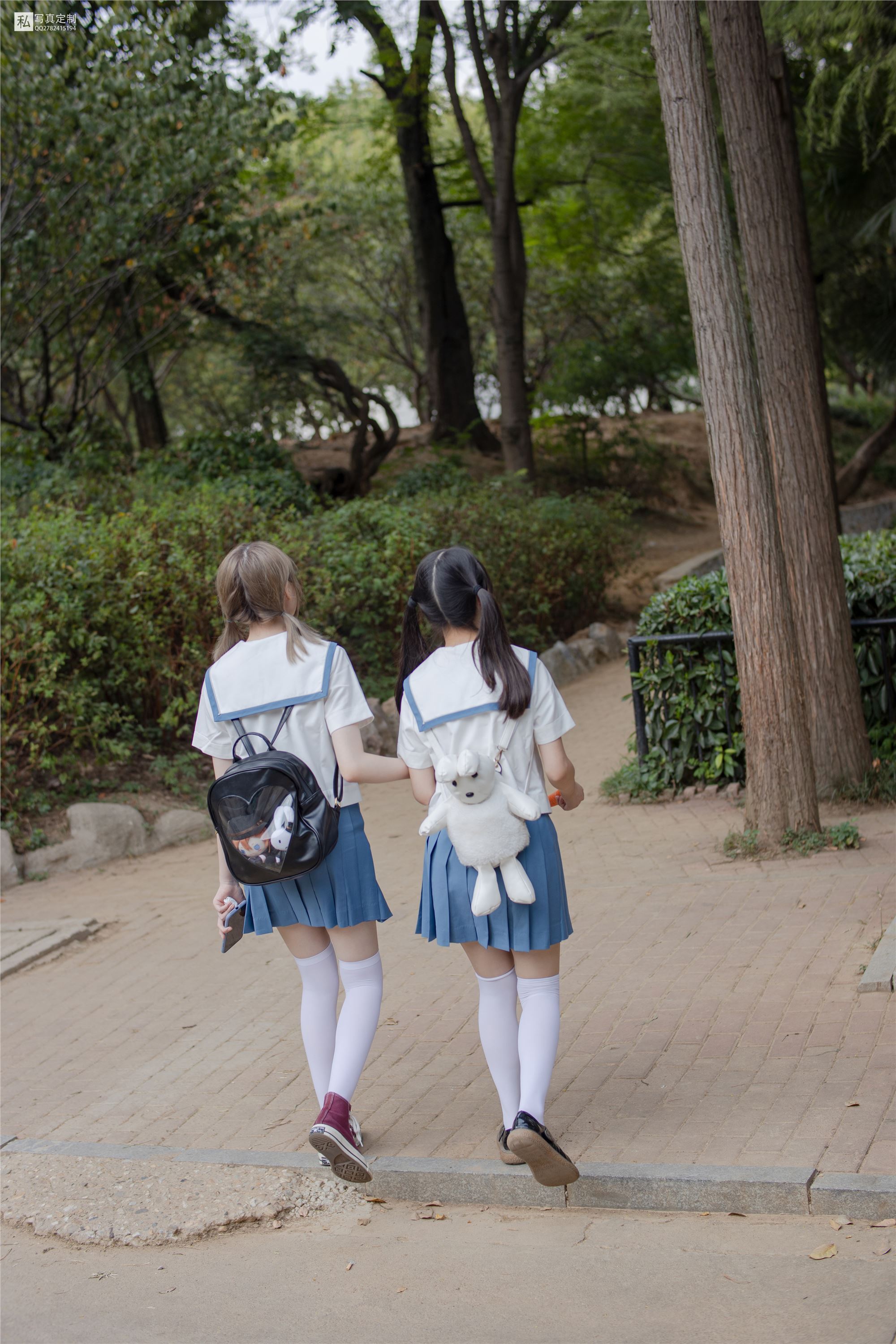 森萝财团萝莉丝足写真 JKFUN-025 Aika 默陌