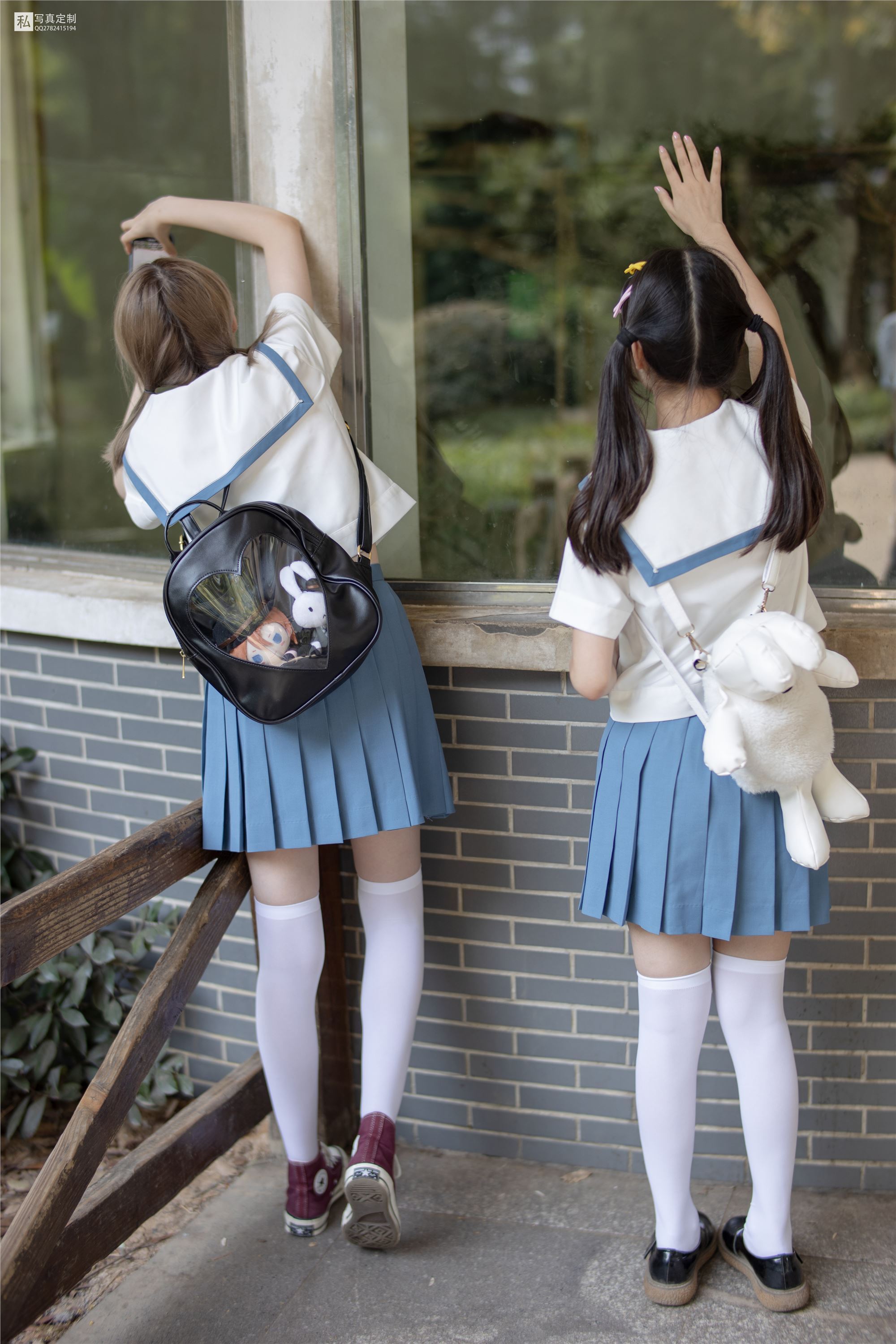 森萝财团萝莉丝足写真 JKFUN-025 Aika 默陌