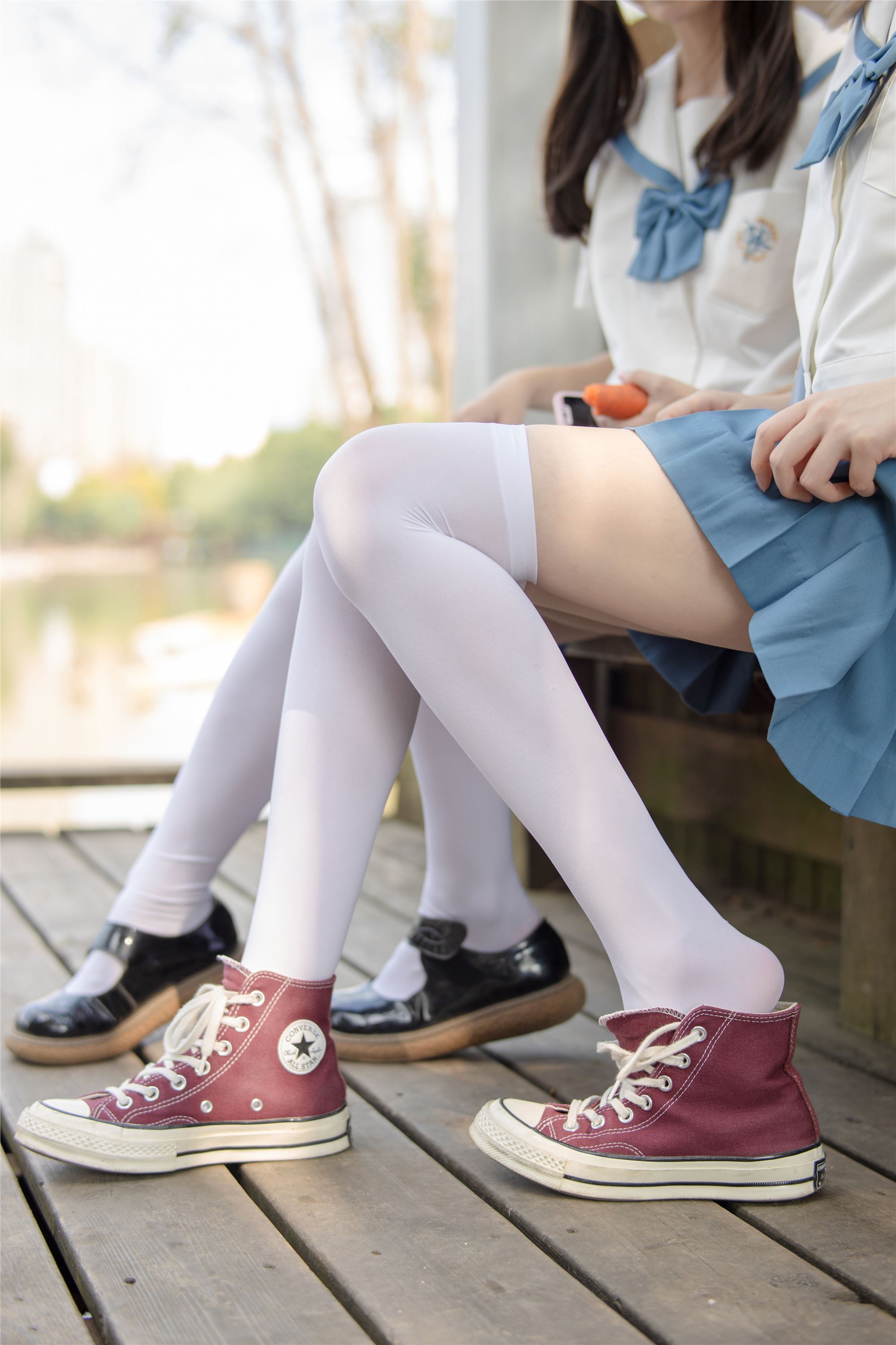 森萝财团萝莉丝足写真 JKFUN-025 Aika 默陌