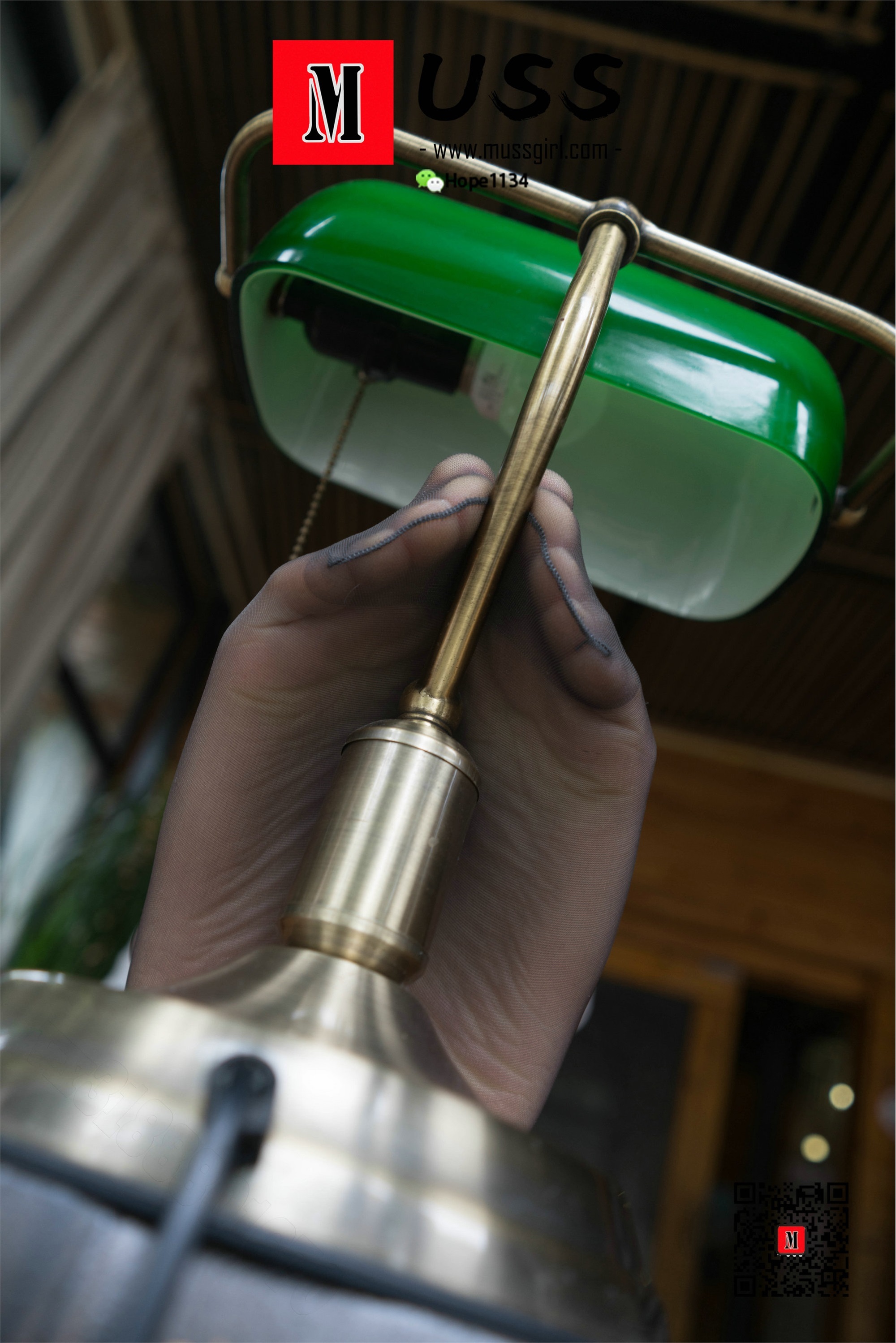 MussGirl 美貌、智慧与贤惠并存的完全体 – 黑丝小红