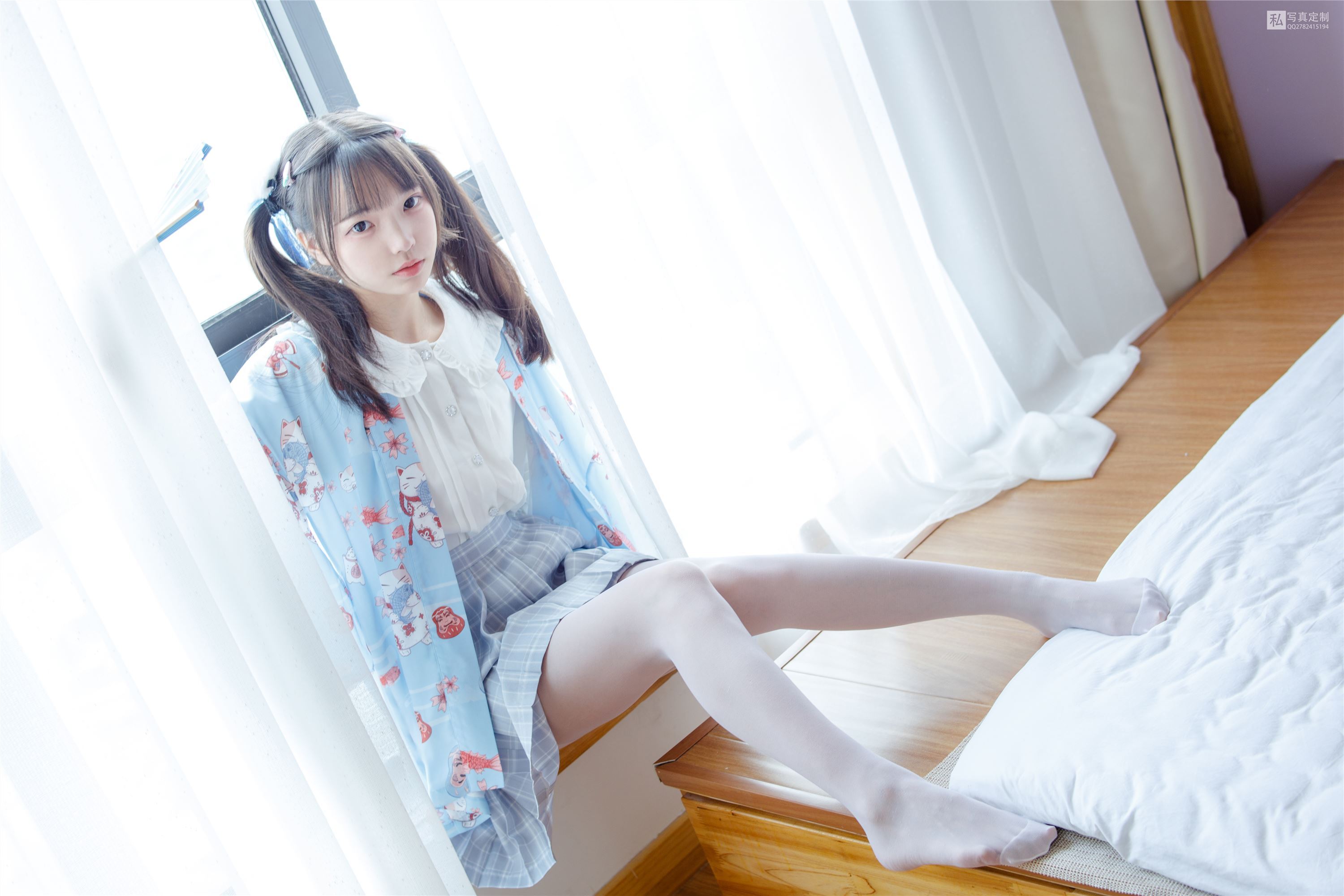 森萝财团萝莉丝足写真 JKFUN-027 默陌 15D白丝花里胡哨的民宿