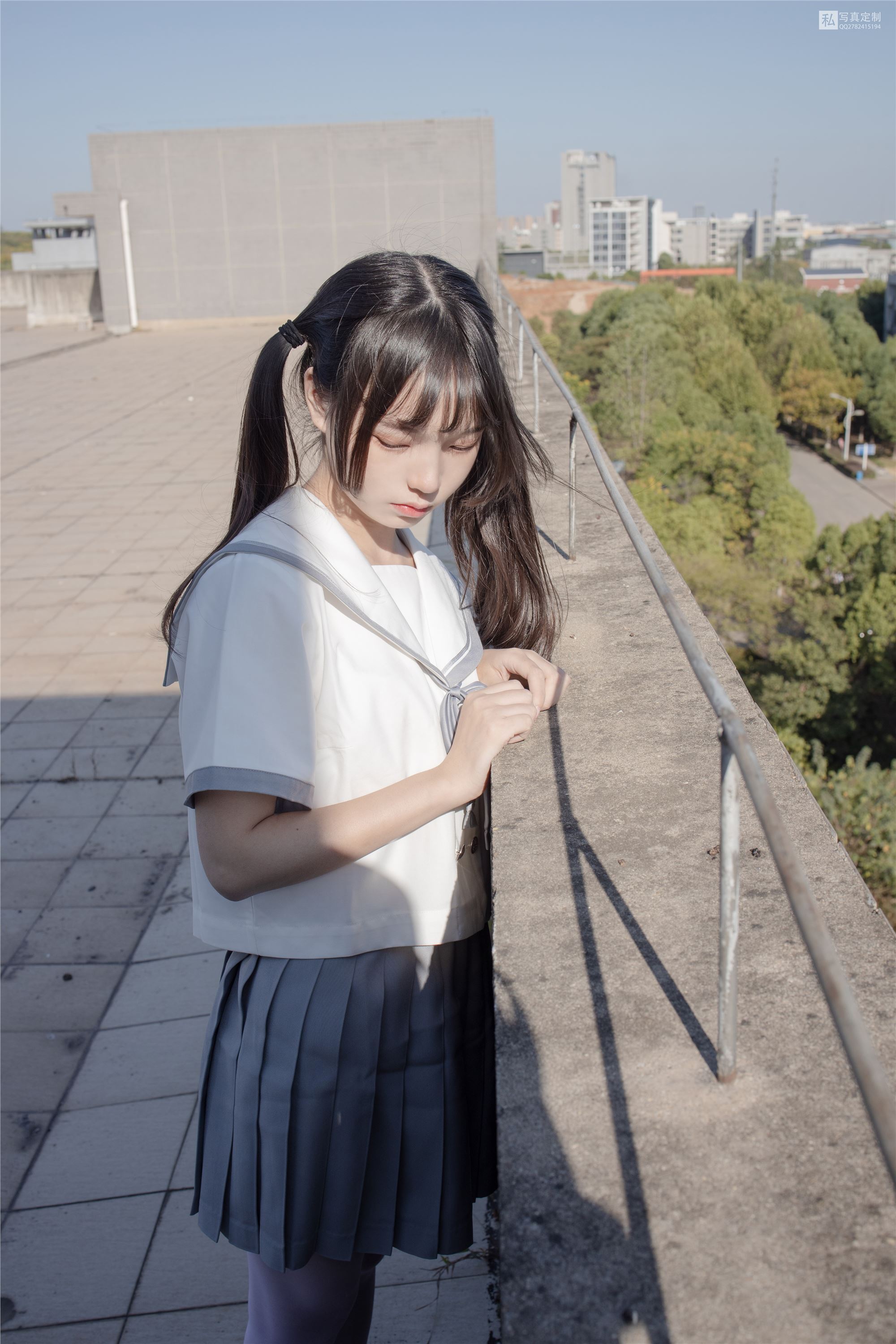 森萝财团萝莉丝足写真 JKFUN-028 默陌 15D白丝抑郁湖边与绝望天台